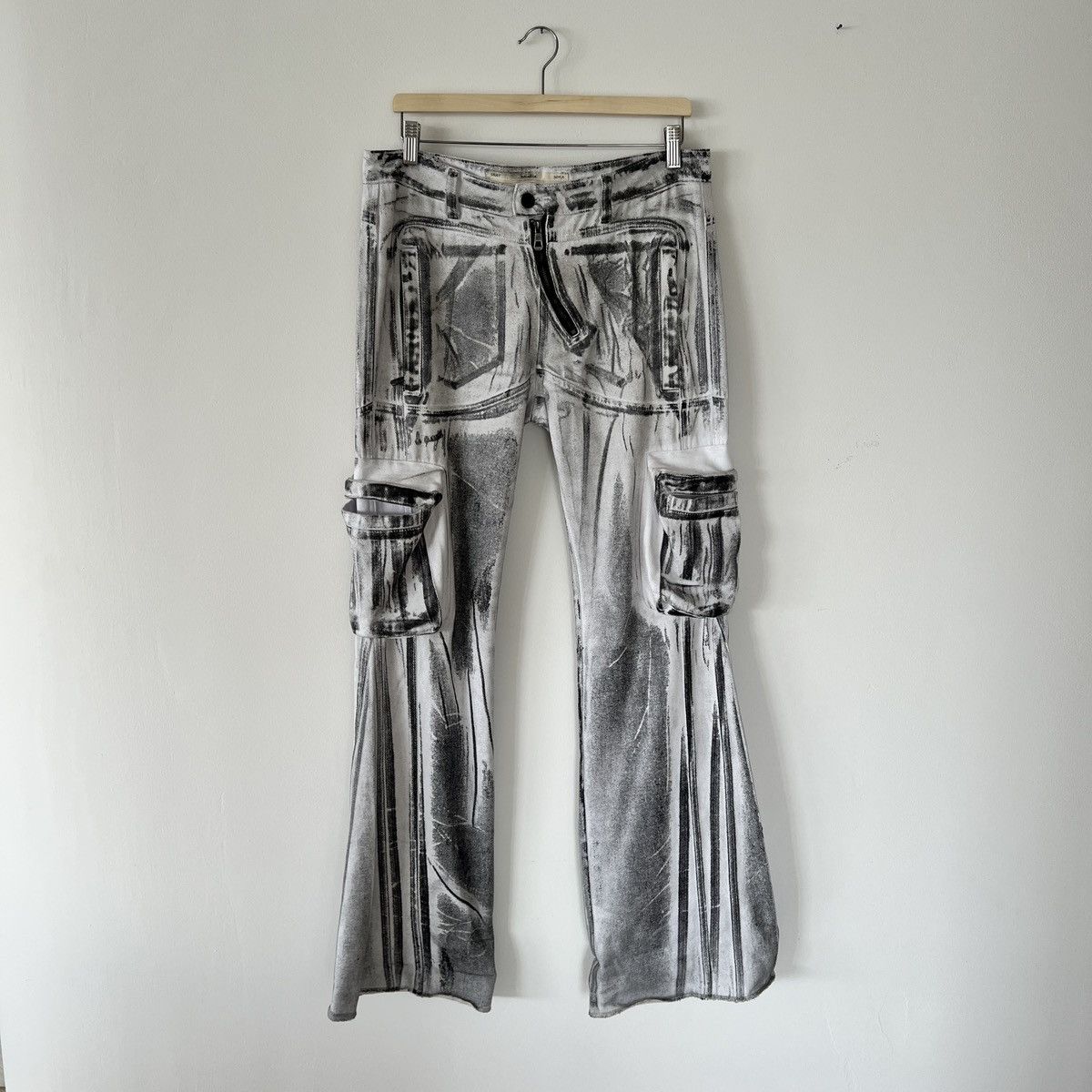 image of Avant Garde Srrysora Distorted Mainline Denim in White, Men's (Size 32)