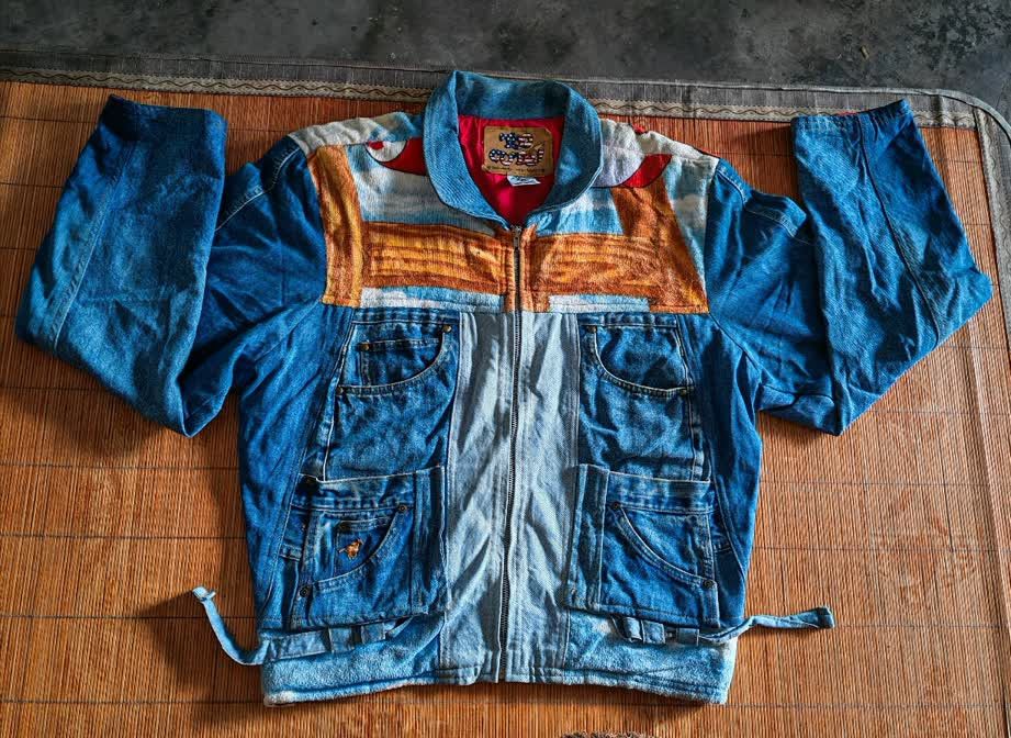 Disney Vintage 90s Disney Cartoon Denim Jacket Made in USA Size US M / EU 48-50 / 2 - 2 Thumbnail