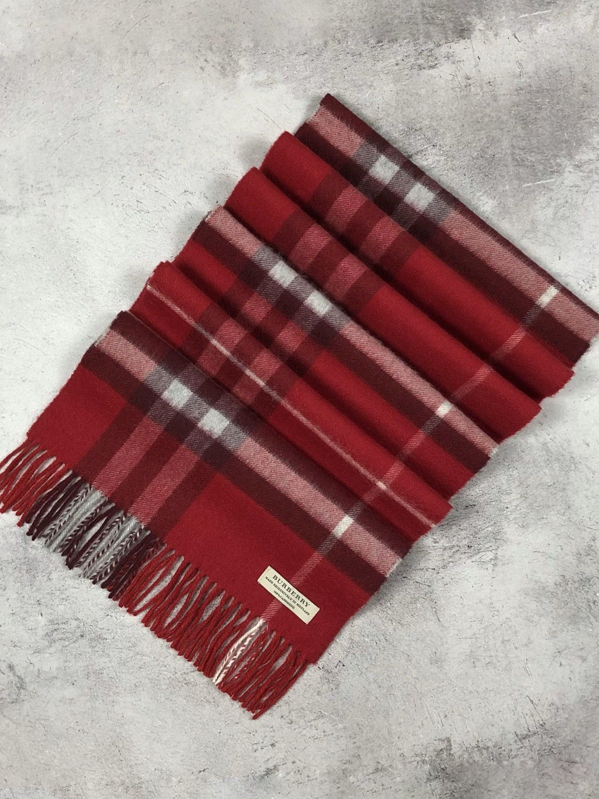 Burberry Burberry Cashmere Scarf Red Nova Check Size ONE SIZE - 1 Thumbnail