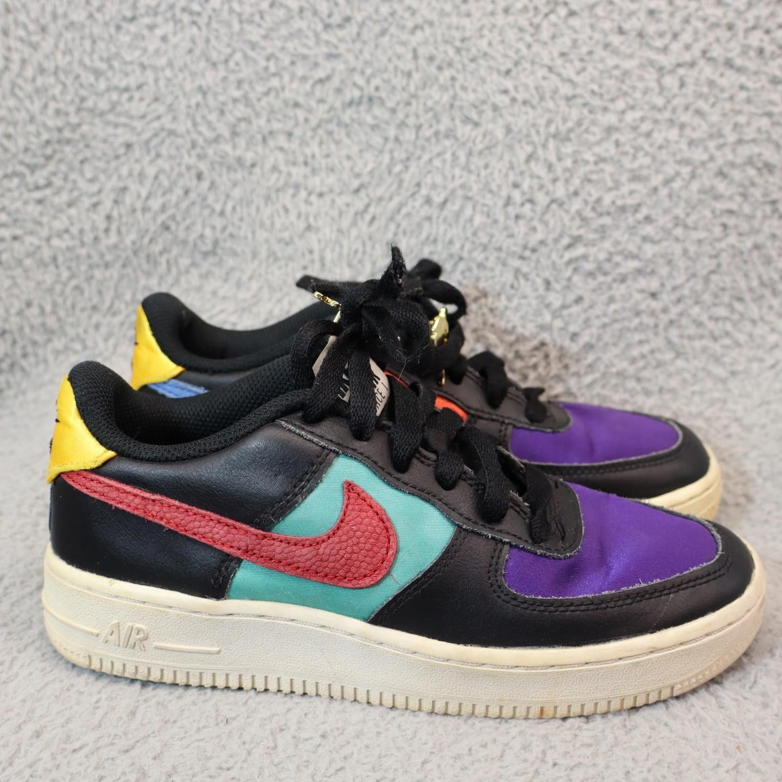 Nike Nike NBA x Air Force 1 '06 LV8 EMB GS 'WNBA' DN4178-001 4Y Size US 5 / EU 37 - 4 Thumbnail