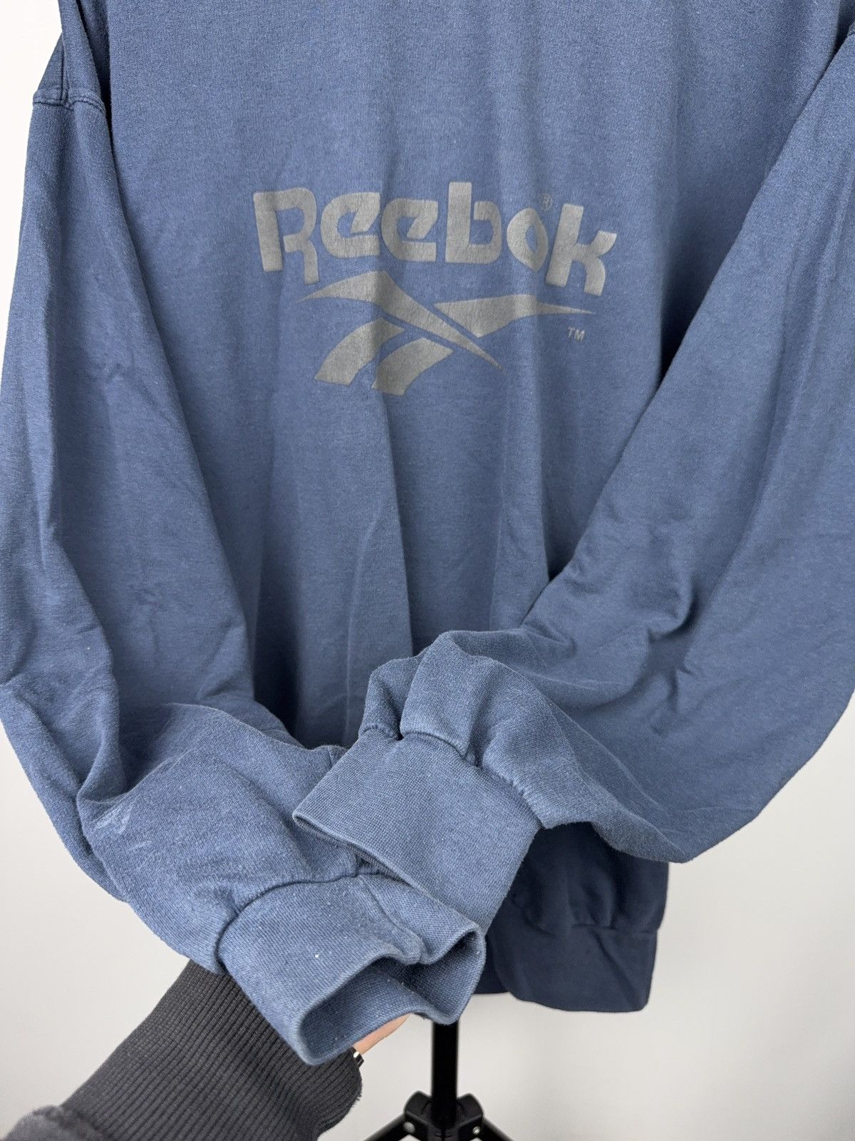 Reebok Vintage 90s Retro Reebok Faded Logo Crewneck Sweatshirt Size US L / EU 52-54 / 3 - 11 Thumbnail