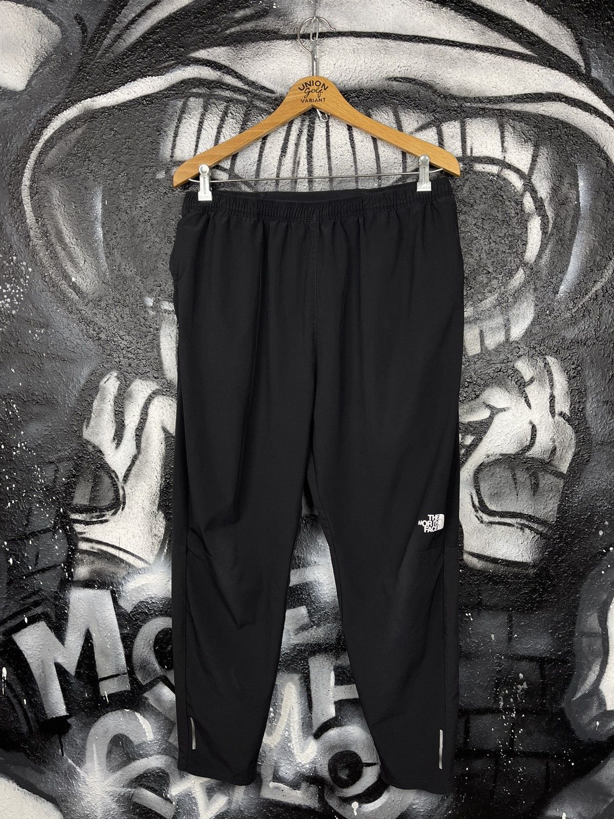 The North Face The North Face UPF 40+ Lightweight Active Pants Men’s Size L Size US 34 / EU 50 - 2 Thumbnail
