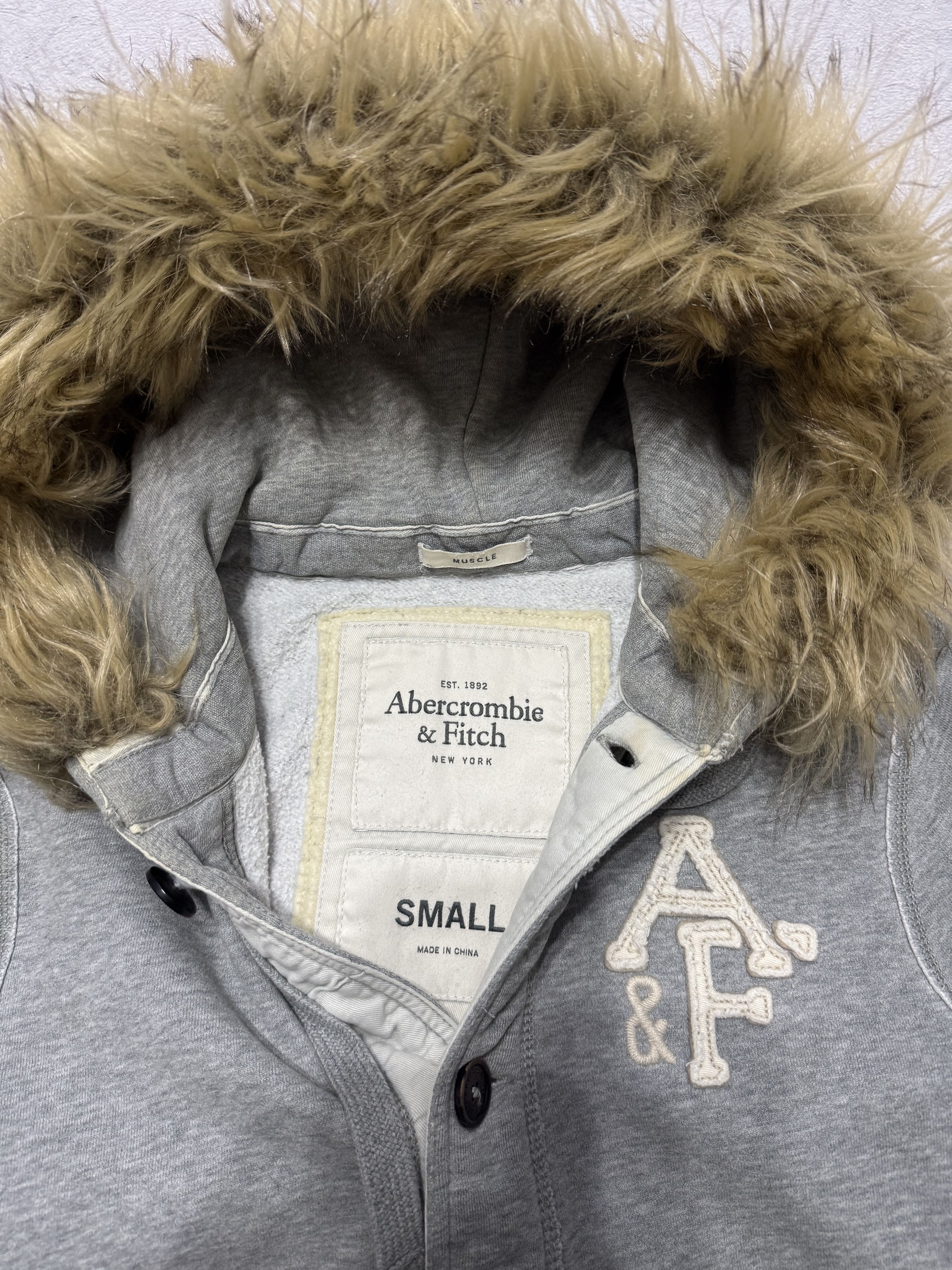 Abercrombie & Fitch 2000s Vintage Abercrombie & Fitch Button-Up Fur Hoodie Size US S / EU 44-46 / 1 - 10 Thumbnail