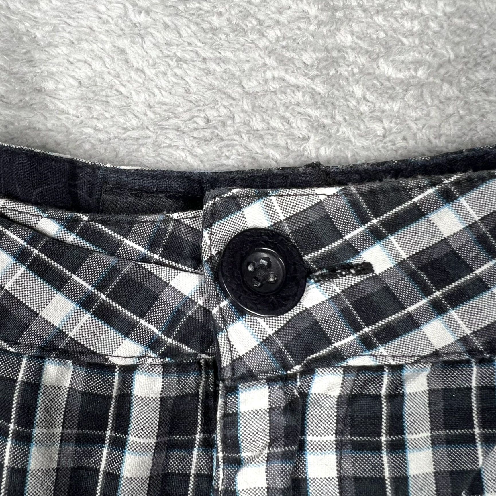 Hurley Hurley Shorts Men's 33 Black White Checkered Plaid Chino Flat Front - SEE PHOTOS Size US 33 - 4 Thumbnail