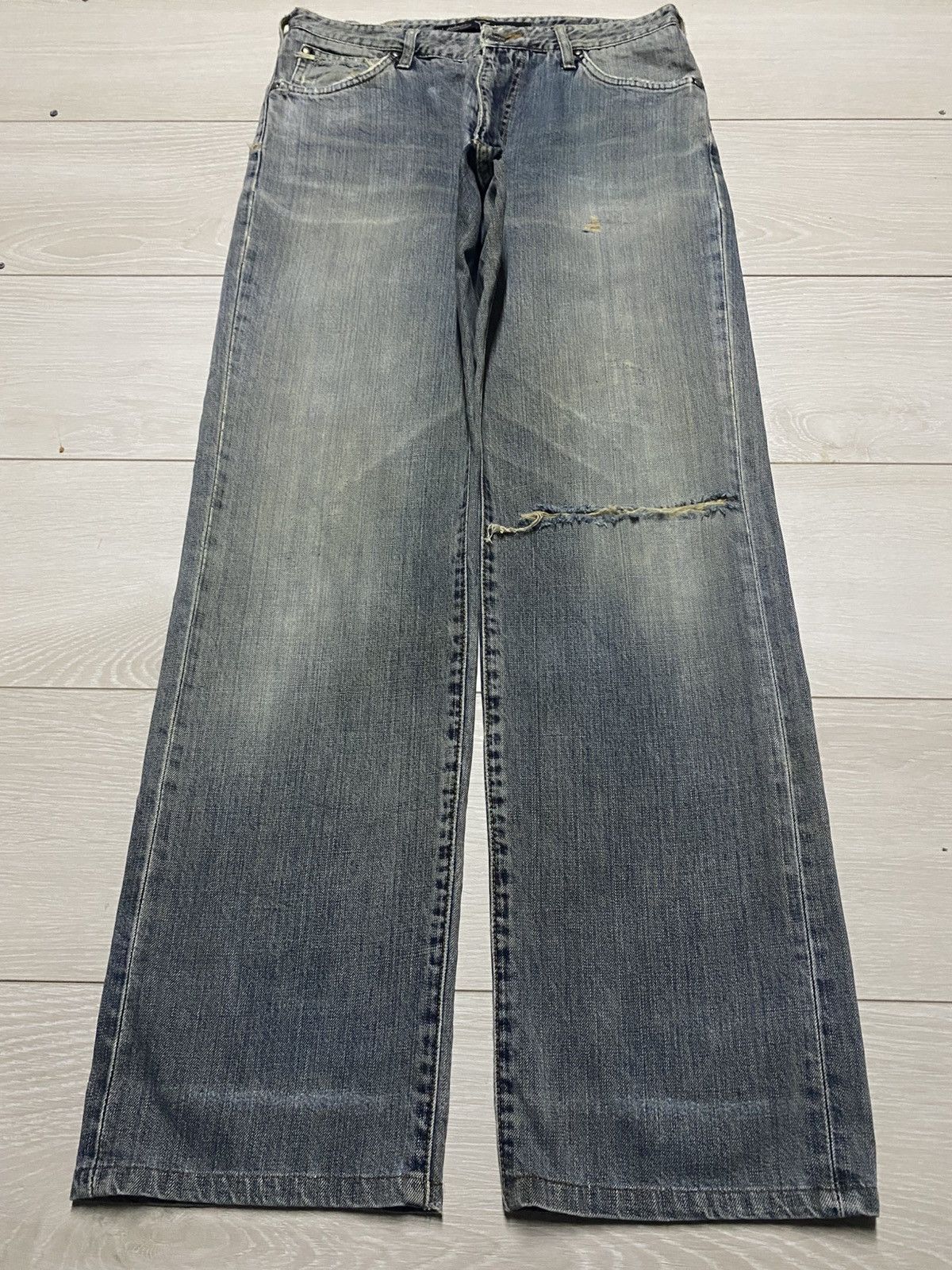 Wrangler Wrangler authentic Western Geams Faded Distressed Loose Jean Size US 30 / EU 46 - 1 Thumbnail