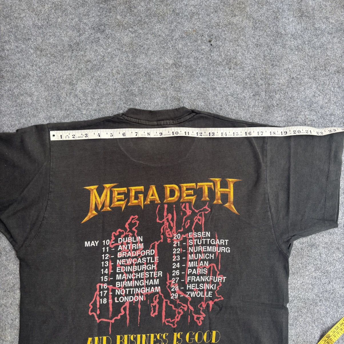 Band Tees Vintage Megadeth 1987 Peace Sells But Who Is Buying T shirt Size US L / EU 52-54 / 3 - 6 Thumbnail