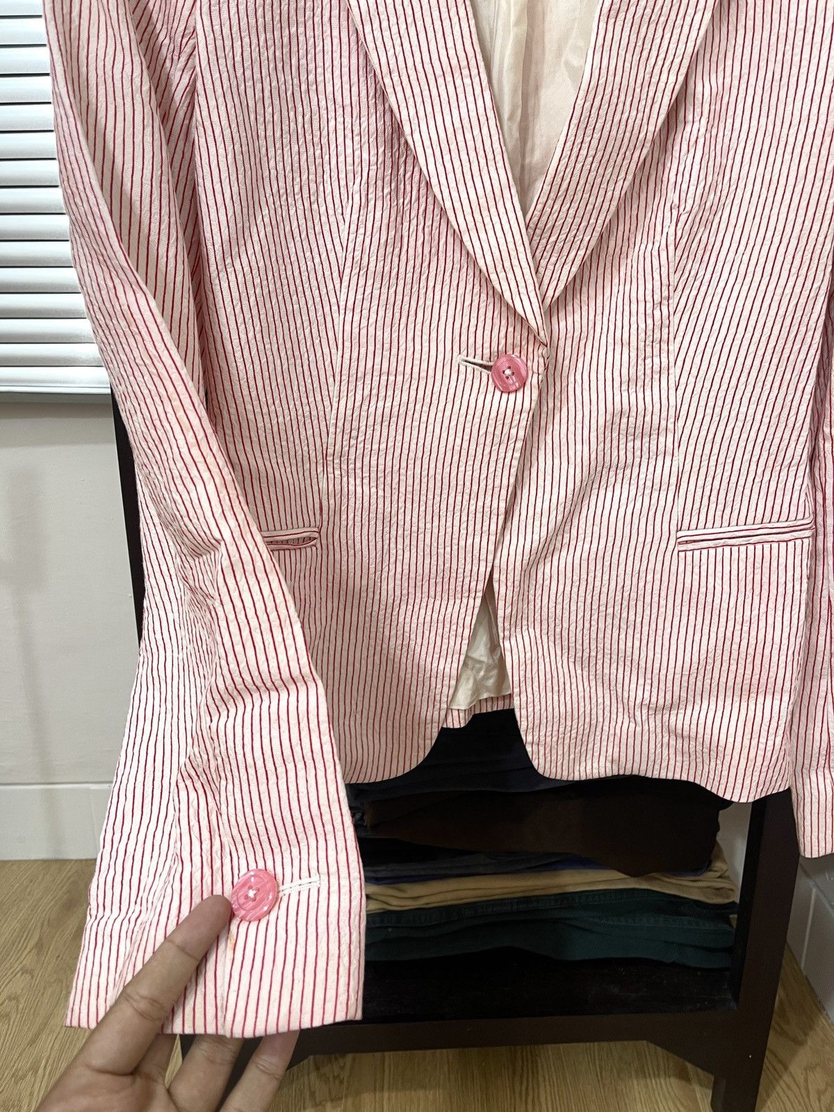 Giorgio Armani Giorgio Armani Vertical Stripe Blazzer Pink White Size S / US 4 / IT 40 - 5 Thumbnail