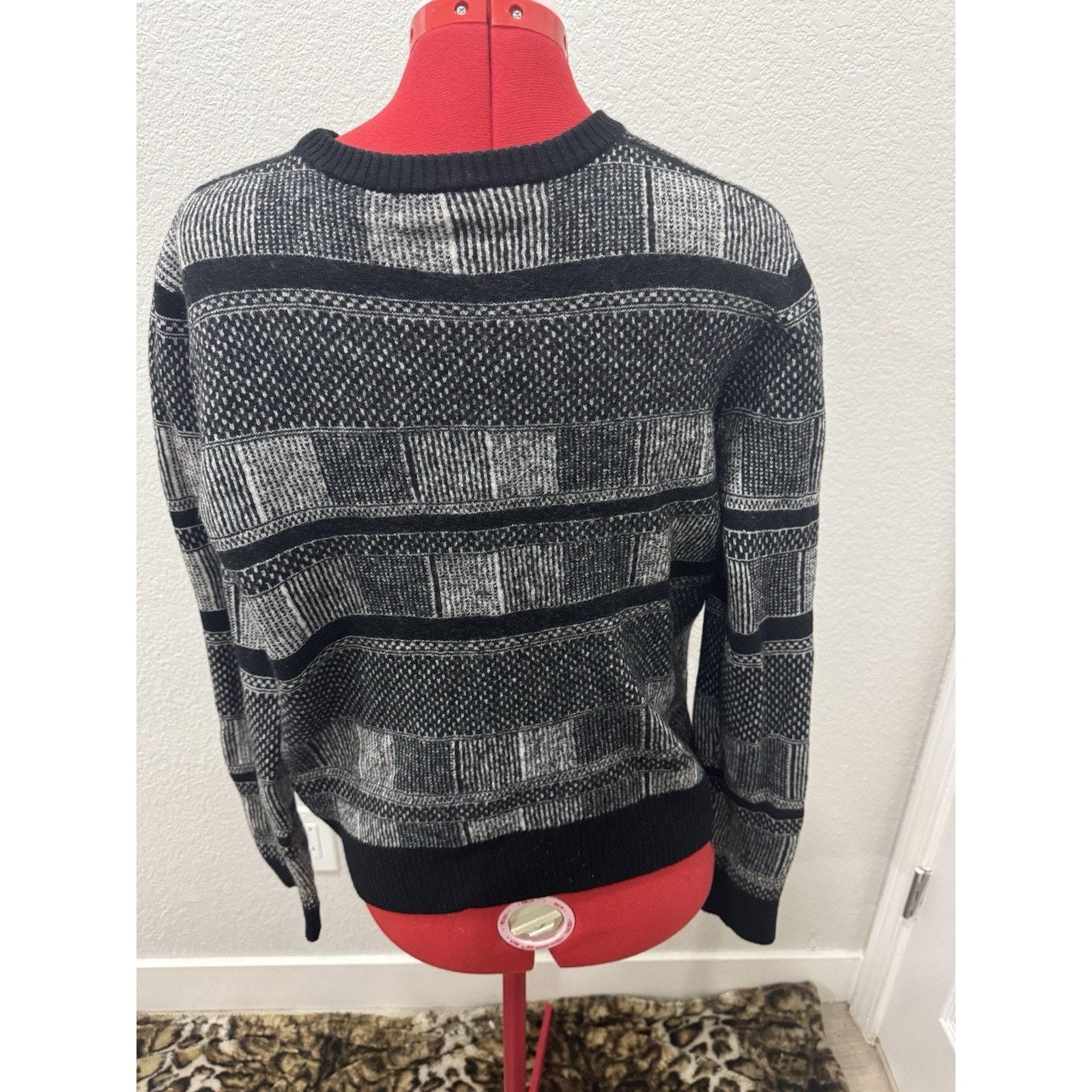 Versace Versace Men's Wool Sweater Black Gray Abstract Pattern Size US XL / EU 56 / 4 - 2 Thumbnail