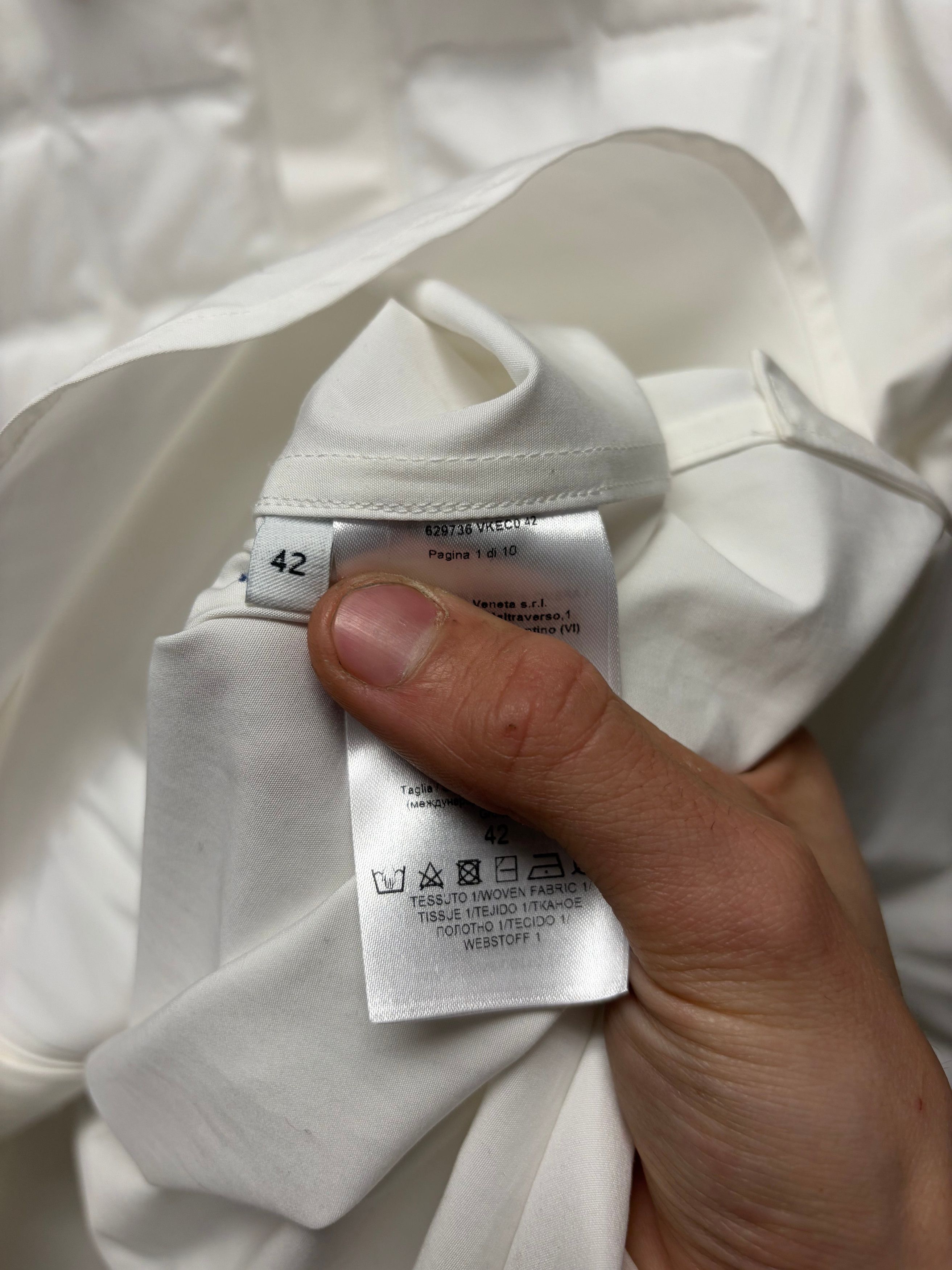Bottega Veneta Pre AW2020 Bottega Veneta ‘Padded Bib’ White Cotton Button Down Shirt Size US L / EU 52-54 / 3 - 5 Thumbnail