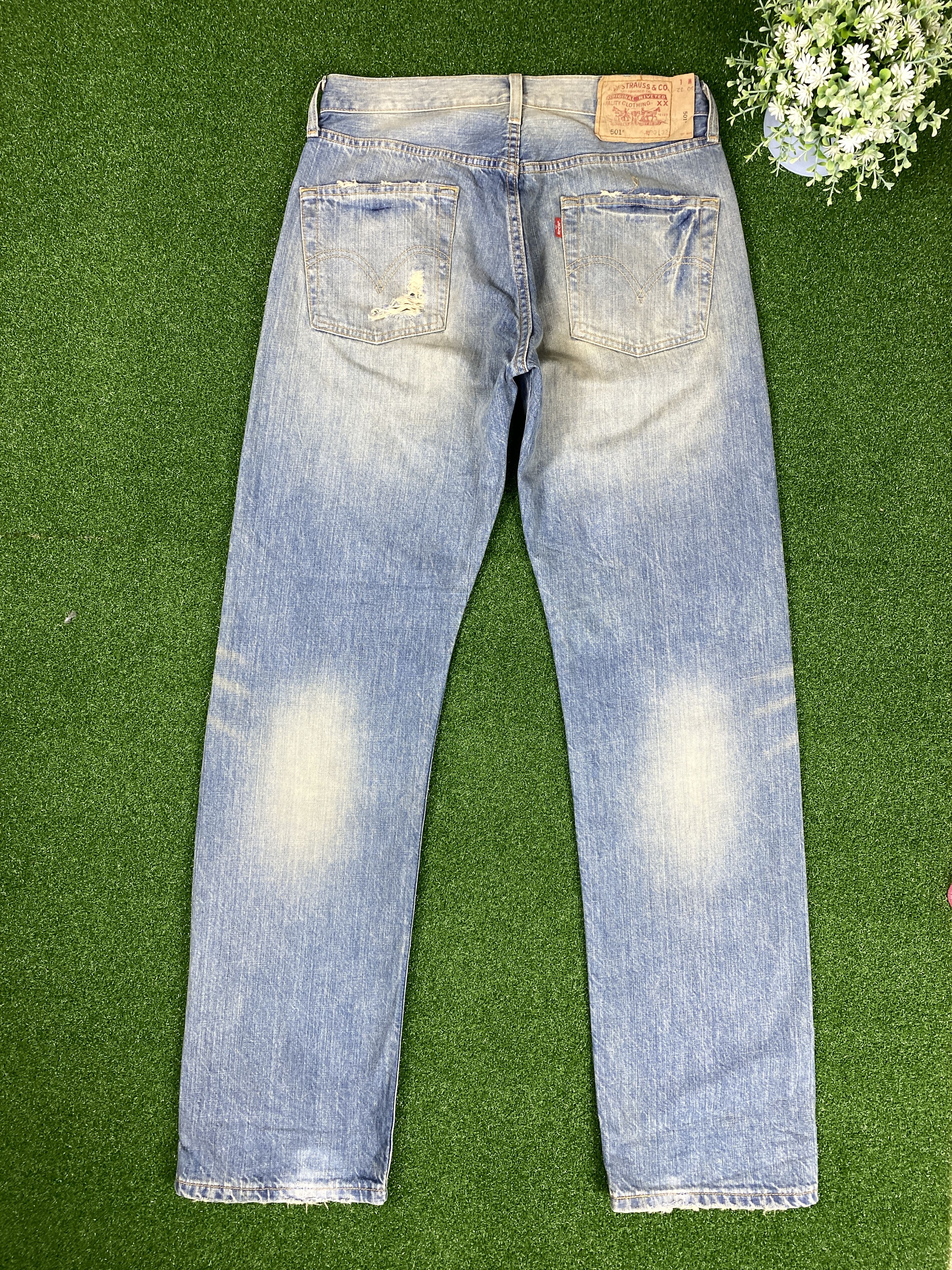 Levi's Vintage Levi's 501 Faded Mid Wash Jeans CP0034 Size US 32 / EU 48 - 7 Thumbnail