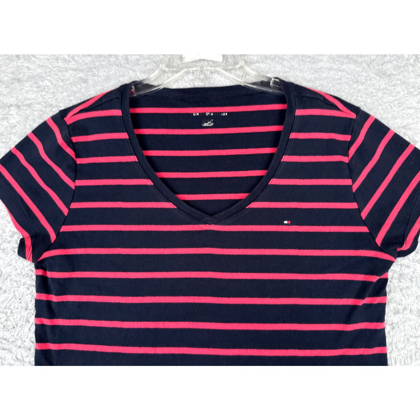 Tommy Hilfiger VINTAGE Tommy Hilfiger T-Shirt Juniors XL Pink Blue Stripe Short Sleeve Cotton V-Neck Casual All Seasons Women Size XL / US 12-14 / IT 48-50 - 4 Thumbnail