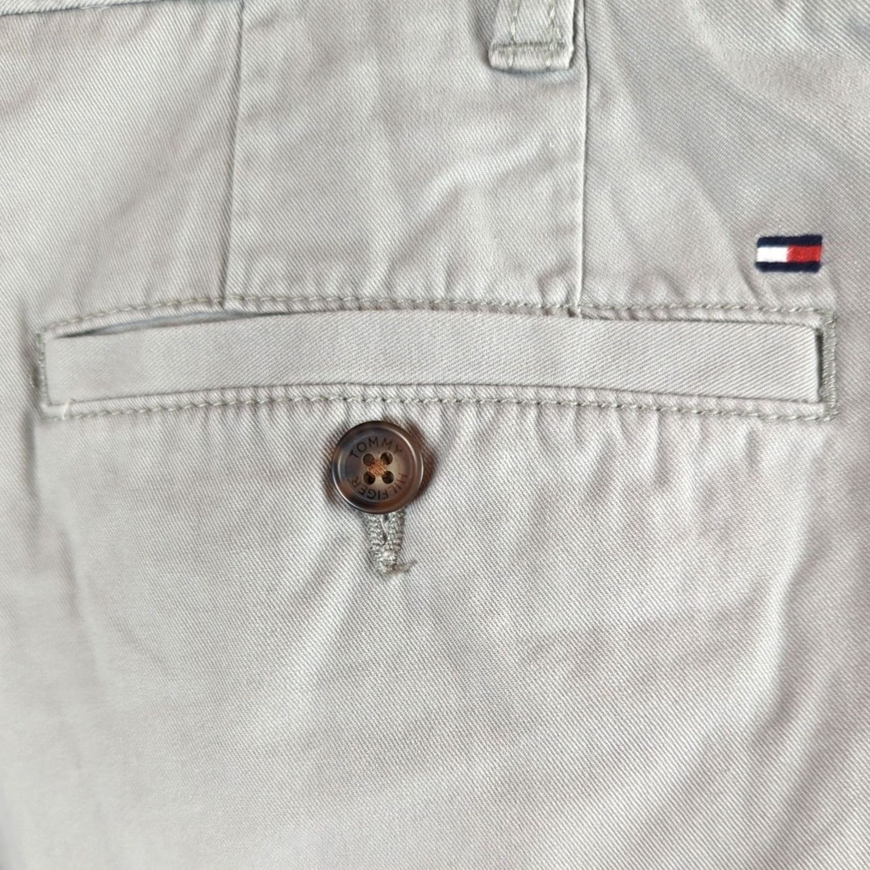 Tommy Hilfiger Tommy Hilfiger Pants Men 38x34 Gray Twill Cotton Chino Casual Straight Inseam 34 Mens Regular Flat Front Size US 38 / EU 54 - 5 Thumbnail