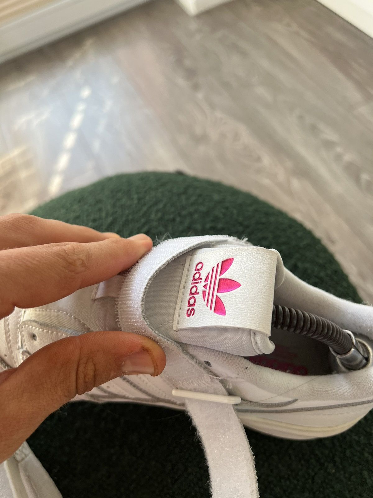 Adidas × Designer ‼️Vintage Adidas Forum Low Pink/White Sneakers‼️ Size US 7 / EU 40 - 17 Thumbnail