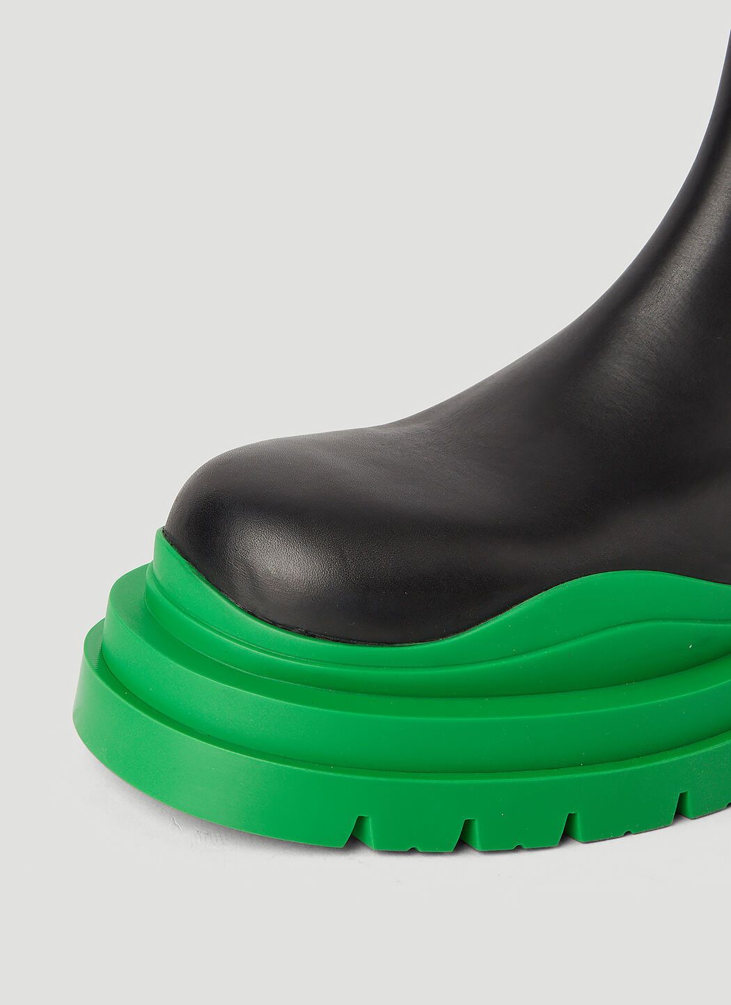 Bottega Veneta o1w1db10425 Tire Chelsea Boots in Black/Grass Size US 10.5 / EU 43-44 - 5 Thumbnail
