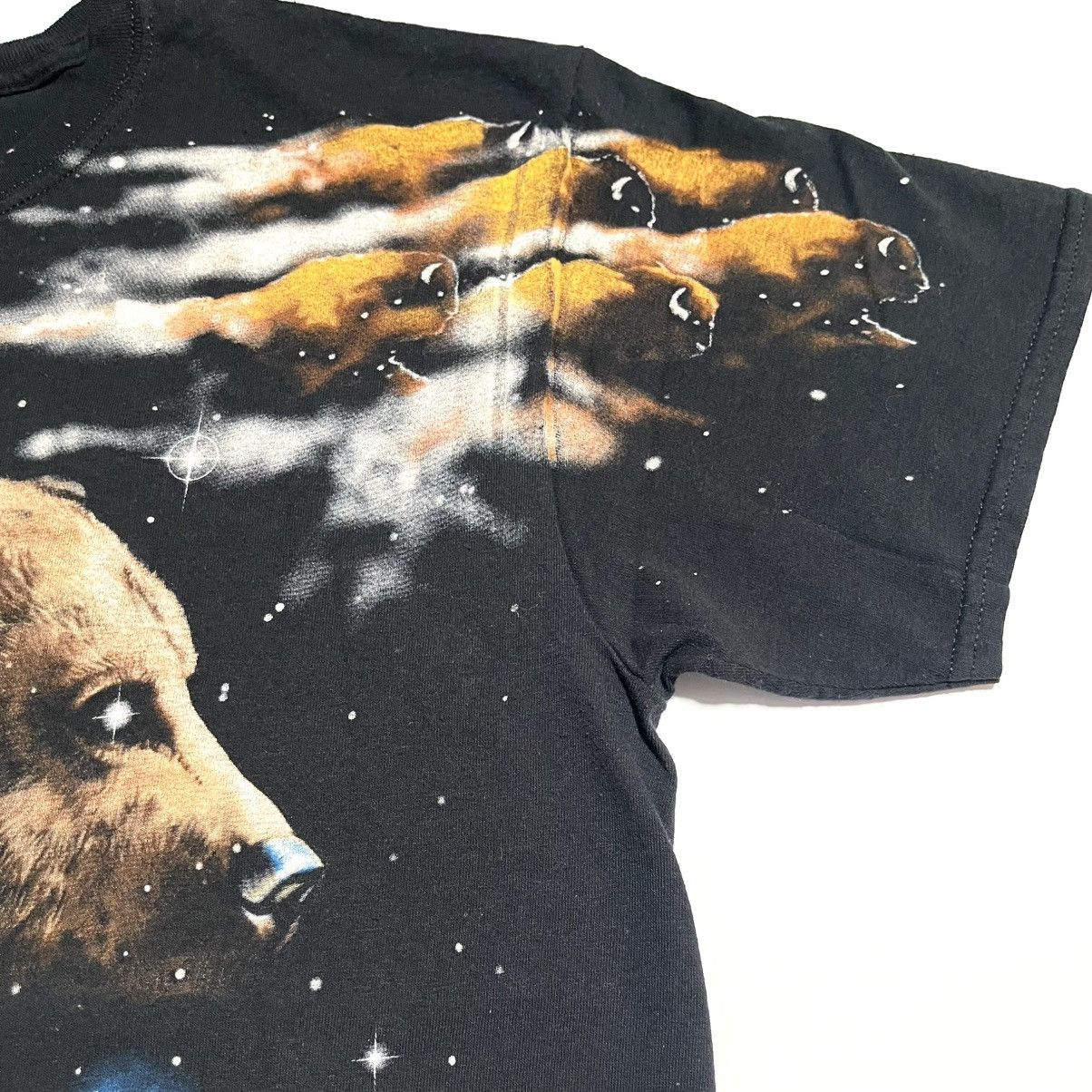 Liquid Blue Liquid Blue Native American Western T Shirt Size L Size US L / EU 52-54 / 3 - 5 Thumbnail