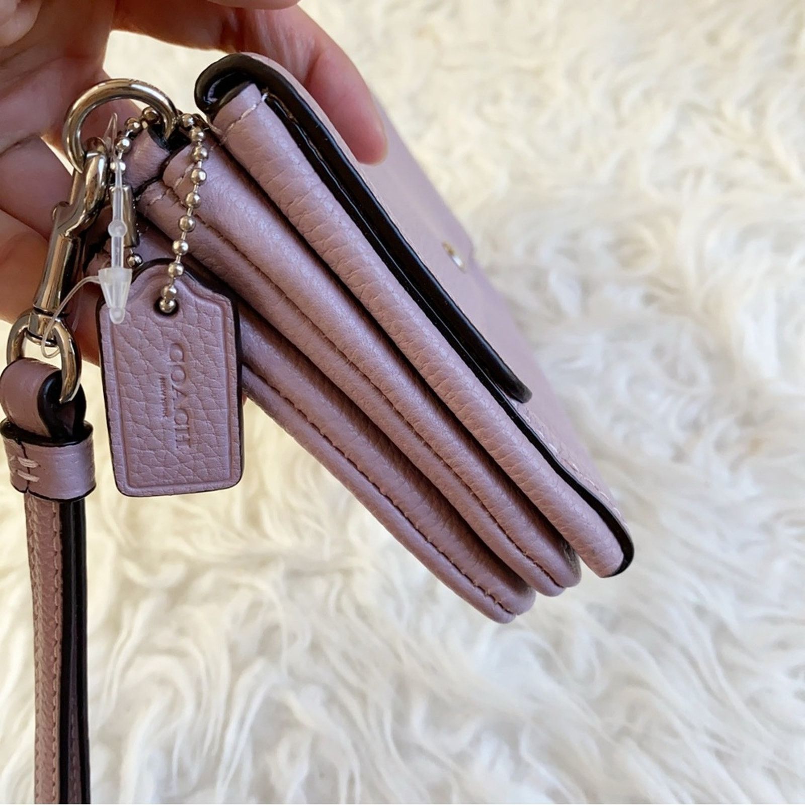 Coach Coach Clutch with Gold Hardware and Wrist Strap Size ONE SIZE - 5 Thumbnail