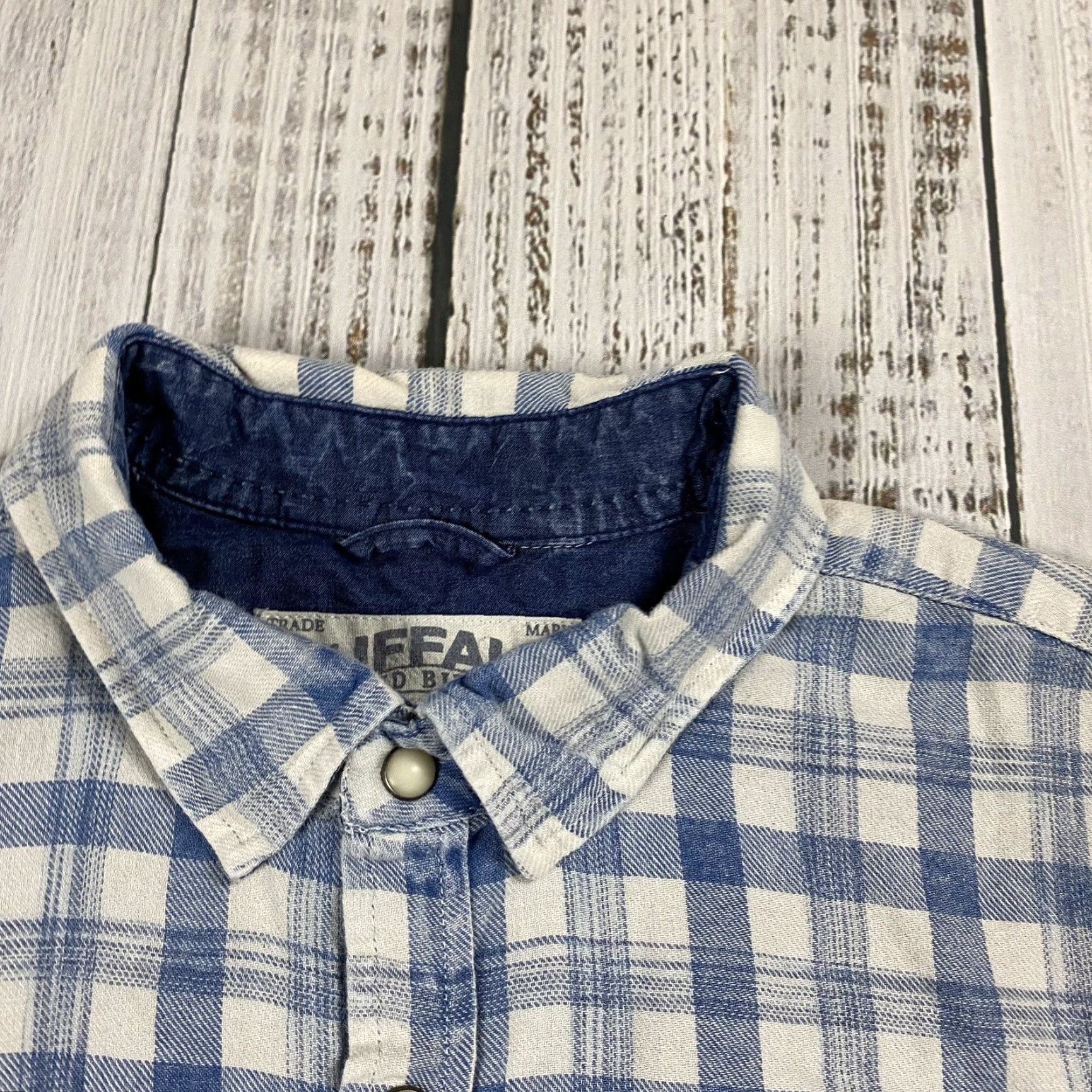 Buffalo David Bitton BUFFALO DAVID BITTON PLAID WESTERN SHIRT SHORT SLEEVE WHITE BLUE MENS SIZE M Size US M / EU 48-50 / 2 - 2 Thumbnail