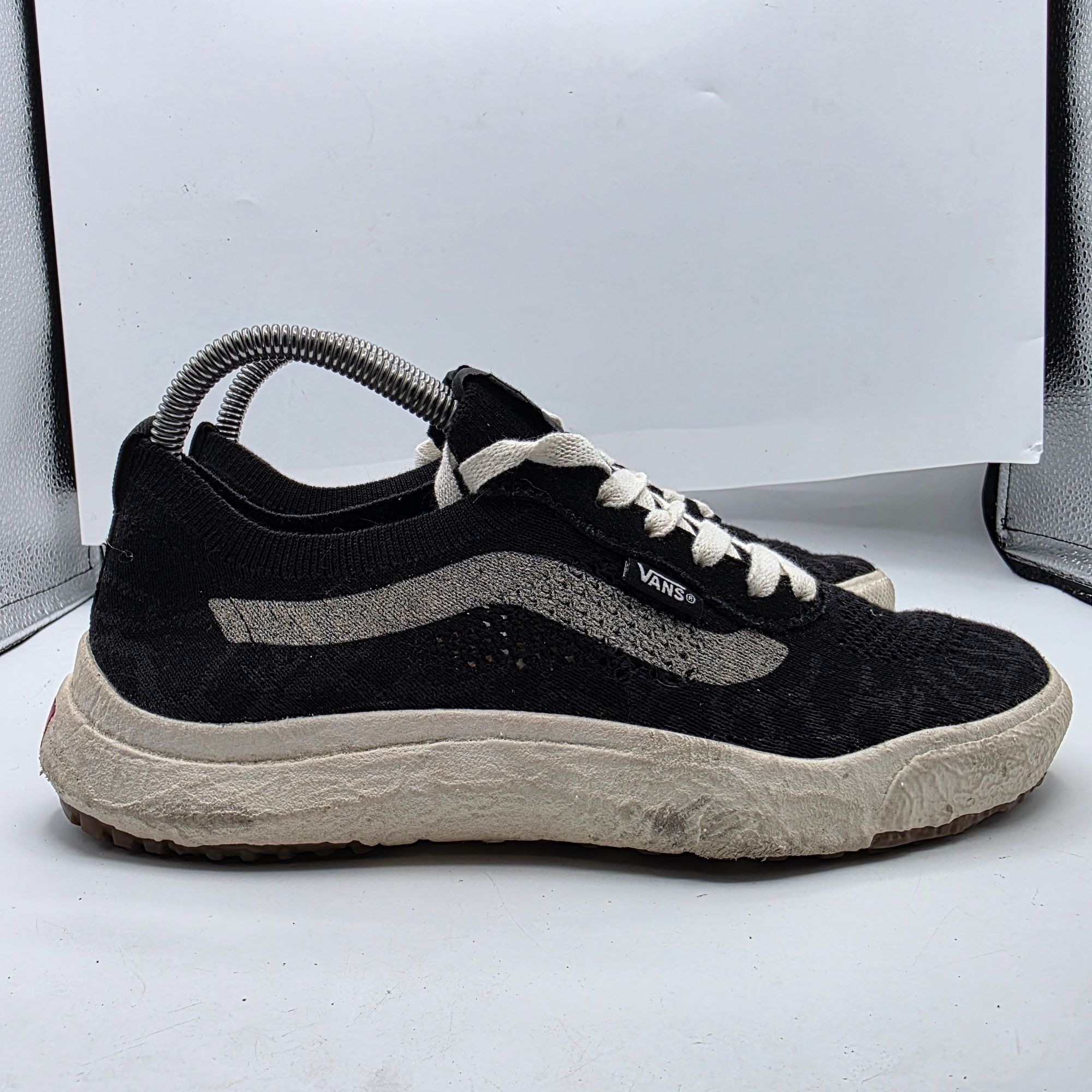 Vans Vans UltraRange NEO VR3 Womens Size 7.5 Black Marshmallow At Size US 7.5 / IT 37.5 - 12 Thumbnail