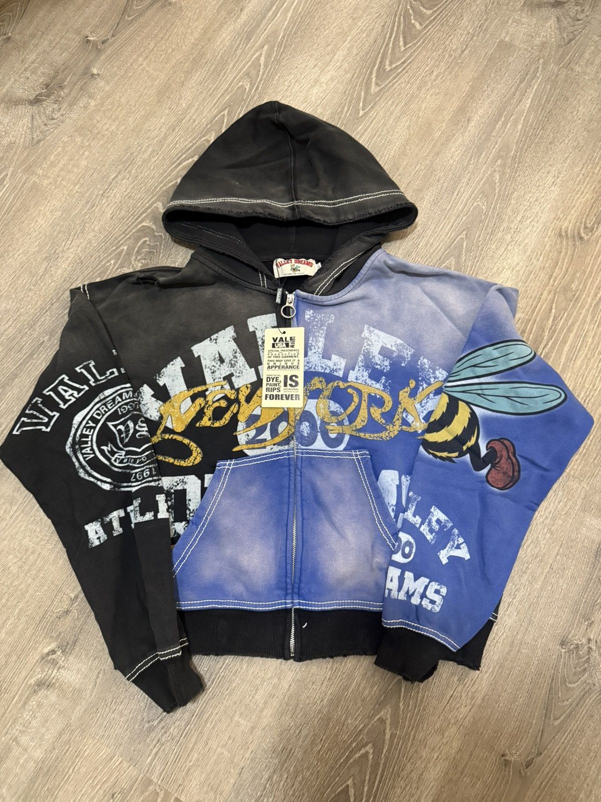 VALE FOREVER BIPOLAR ZIP UP BLACK SIZE Large