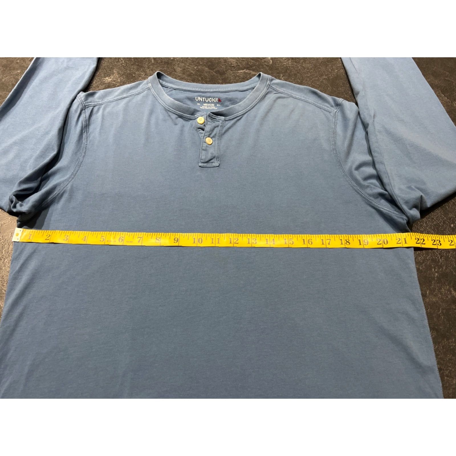 UNTUCKit UNTUCKit Mens Shirt M Blue Henley Long Sleeve Outdoor Button Casual Regular Size US M / EU 48-50 / 2 - 6 Thumbnail