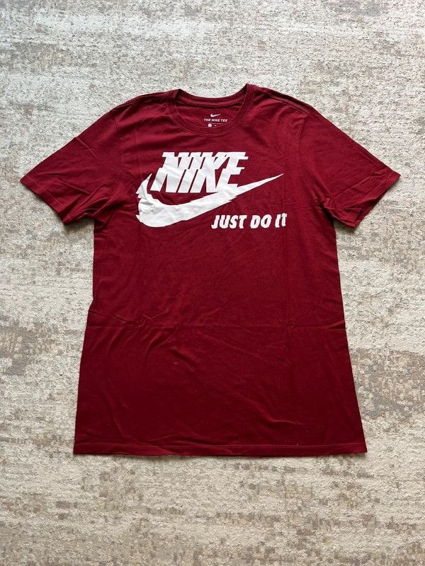Nike Nike Sz L / S / M Lot x4 T-Shirt Size US M / EU 48-50 / 2 - 7 Thumbnail