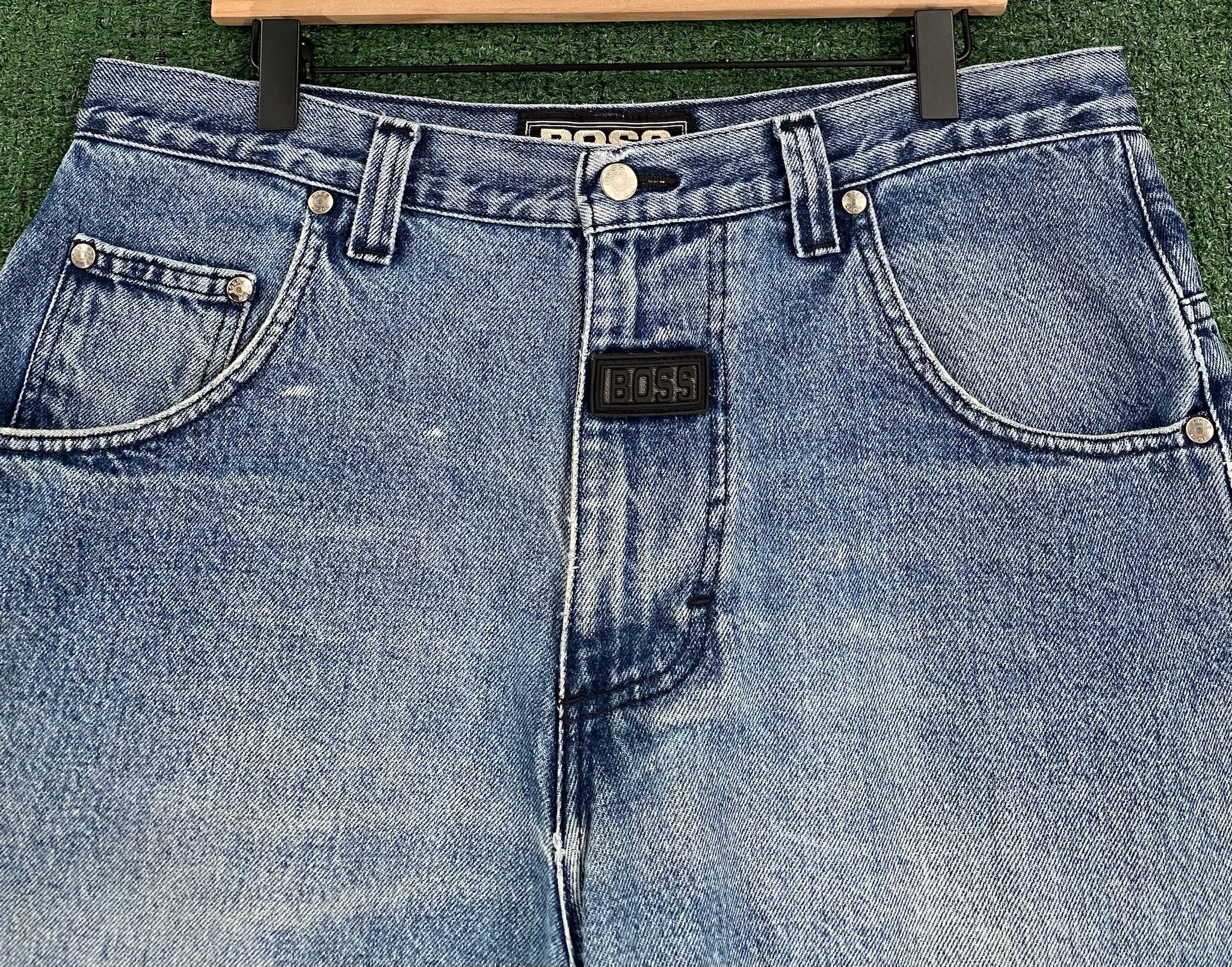Vintage 90’s Boss 3D Rubber Logo Baggy Jean Shorts Jorts Men’s 34 Size US 34 / EU 50 - 2 Thumbnail