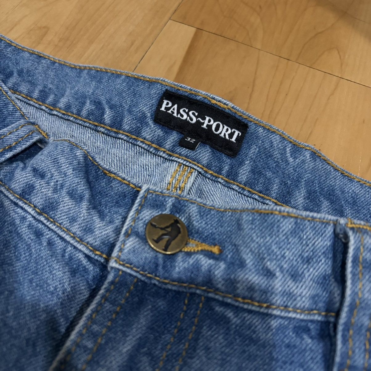 Passport PASSPORT WORKERS CLUB JEANS WASHED LIGHT INDIGO Size US 34 / EU 50 - 3 Thumbnail