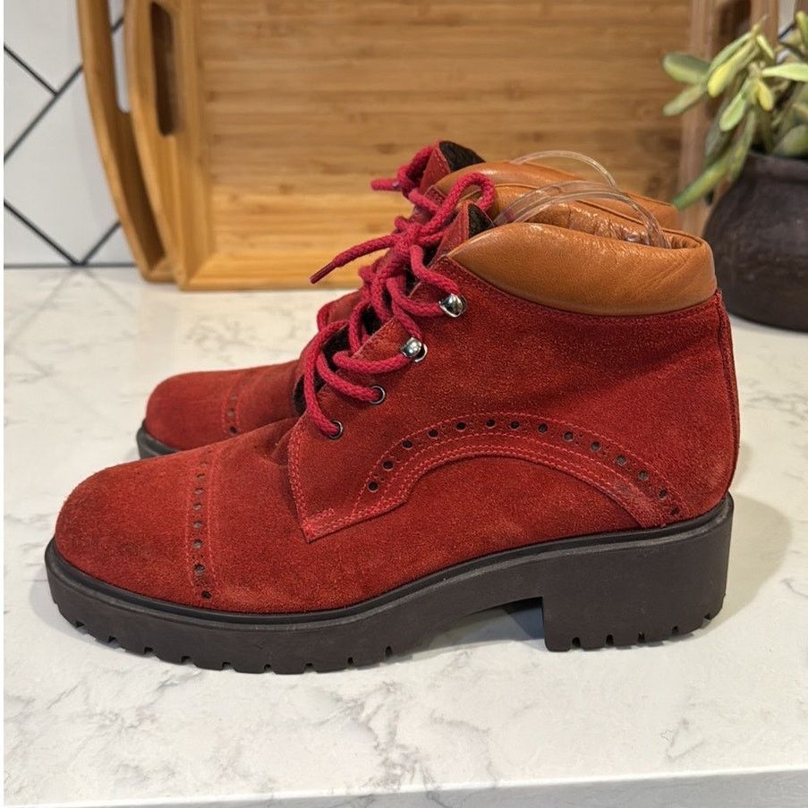 Other Alp Trend Red Leather trim Suede Ankle Boots Sherpa lined Size US 8.5 / IT 38.5 - 1 Thumbnail