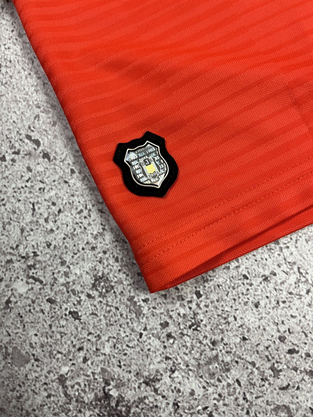 Adidas Adidas Besiktas 2018-2019 Away Jersey Vodafone Red Shirt S Size US S / EU 44-46 / 1 - 5 Thumbnail