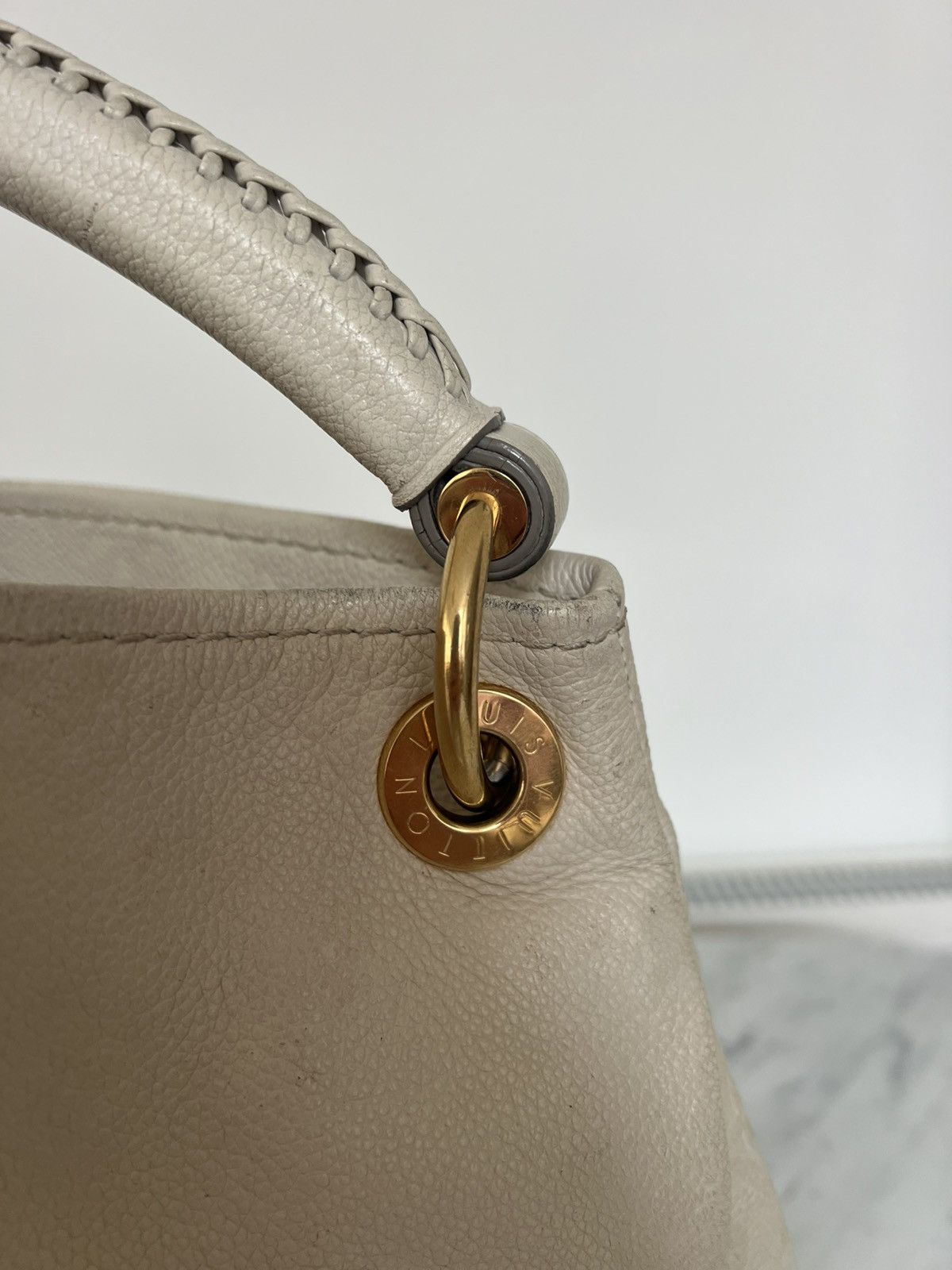 Louis Vuitton Louis Vuitton White Artsy MM Size ONE SIZE - 4 Thumbnail