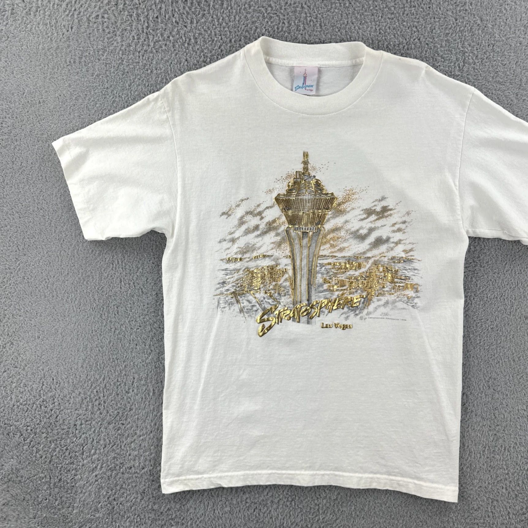 Vintage VINTAGE Stratosphere Las Vegas Men’s L Shirt White 1996 USA 90s Single Stitch Crew Neck Short Sleeve Cotton Knit T-Shirt Mens Size US L / EU 52-54 / 3 - 3 Thumbnail