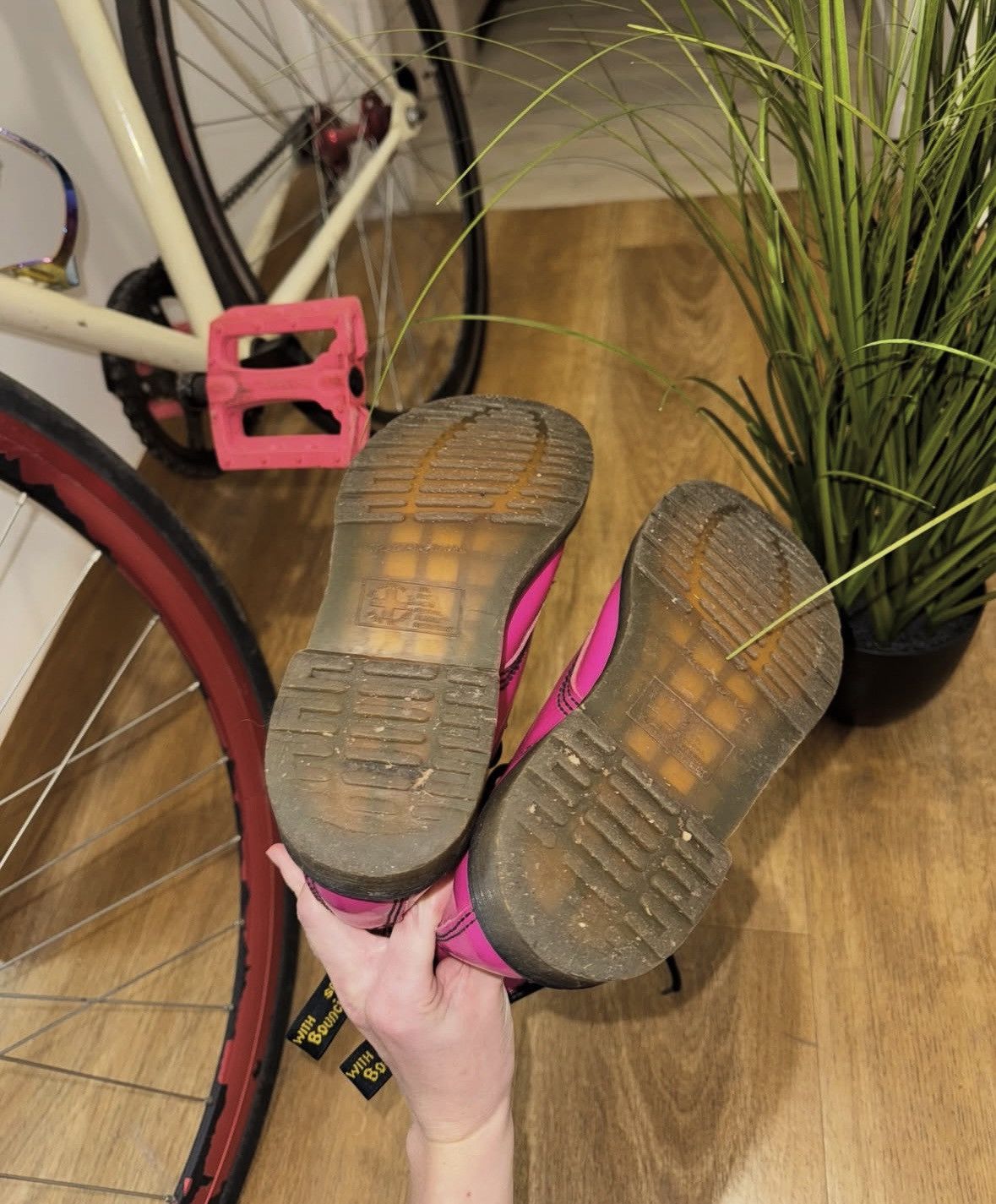 Dr. Martens VINTAGE DR. MARTENS PINK RAIN BOOTS Size US 7 / IT 37 - 8 Thumbnail