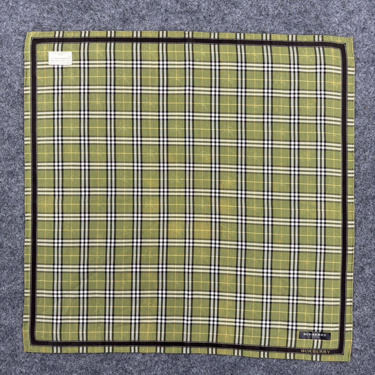 Burberry × Vintage Handkerchief # E019 # Bandana # Neckerchief Size ONE SIZE - 2 Thumbnail