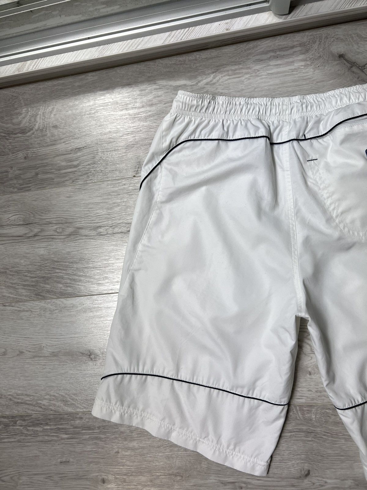 Nike × Vintage Vintage Nike Shox Big Logo White Nylon Shorts Size US 32 / EU 48 - 14 Thumbnail