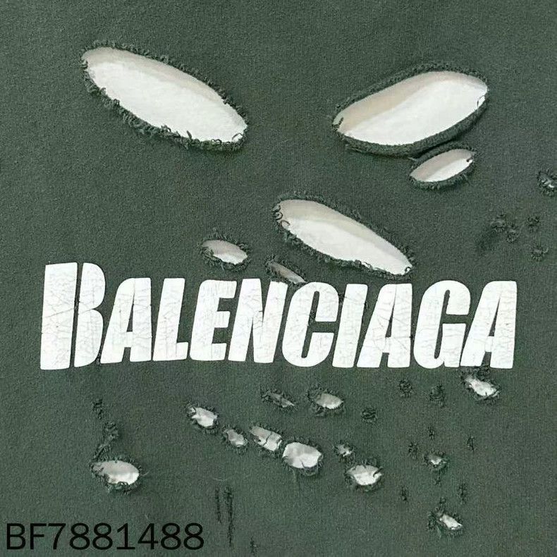 Balenciaga Balenciaga Green double-layer hooded sweater with big dama Size US M / EU 48-50 / 2 - 6 Thumbnail