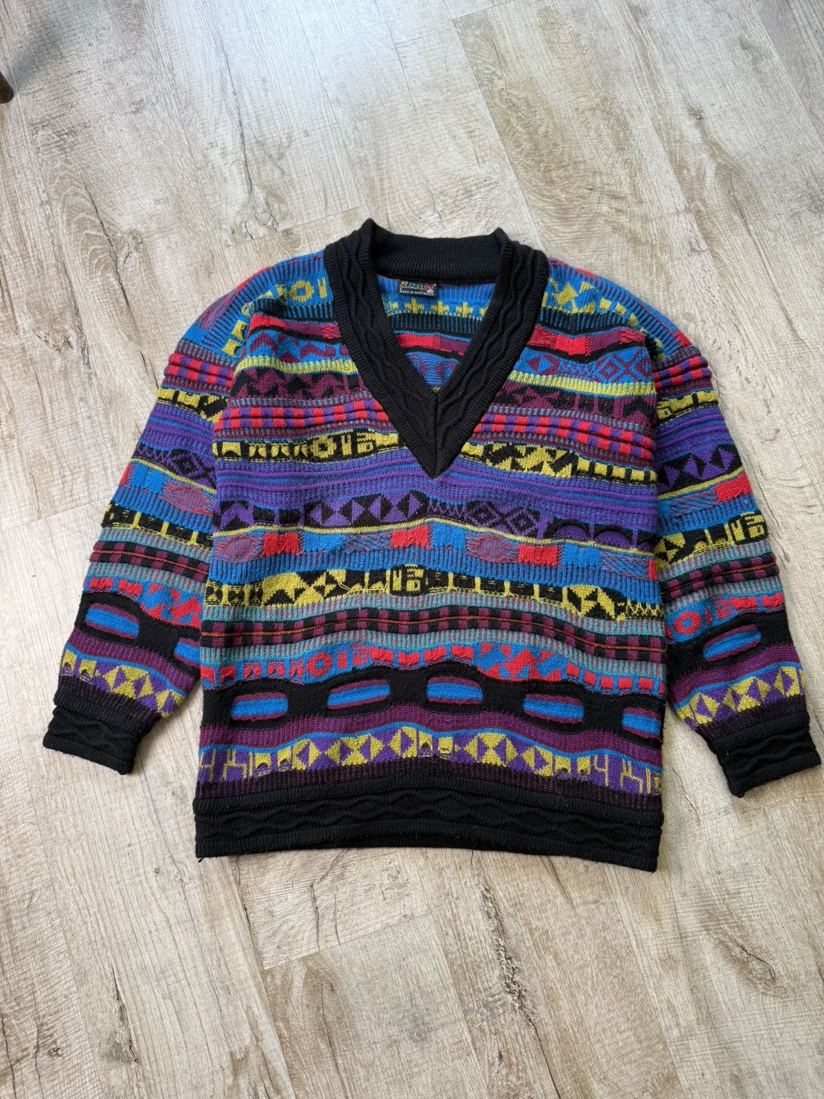 Coogi Coogi Vintage Coogi Sweater Size US L / EU 52-54 / 3 - 1 Thumbnail