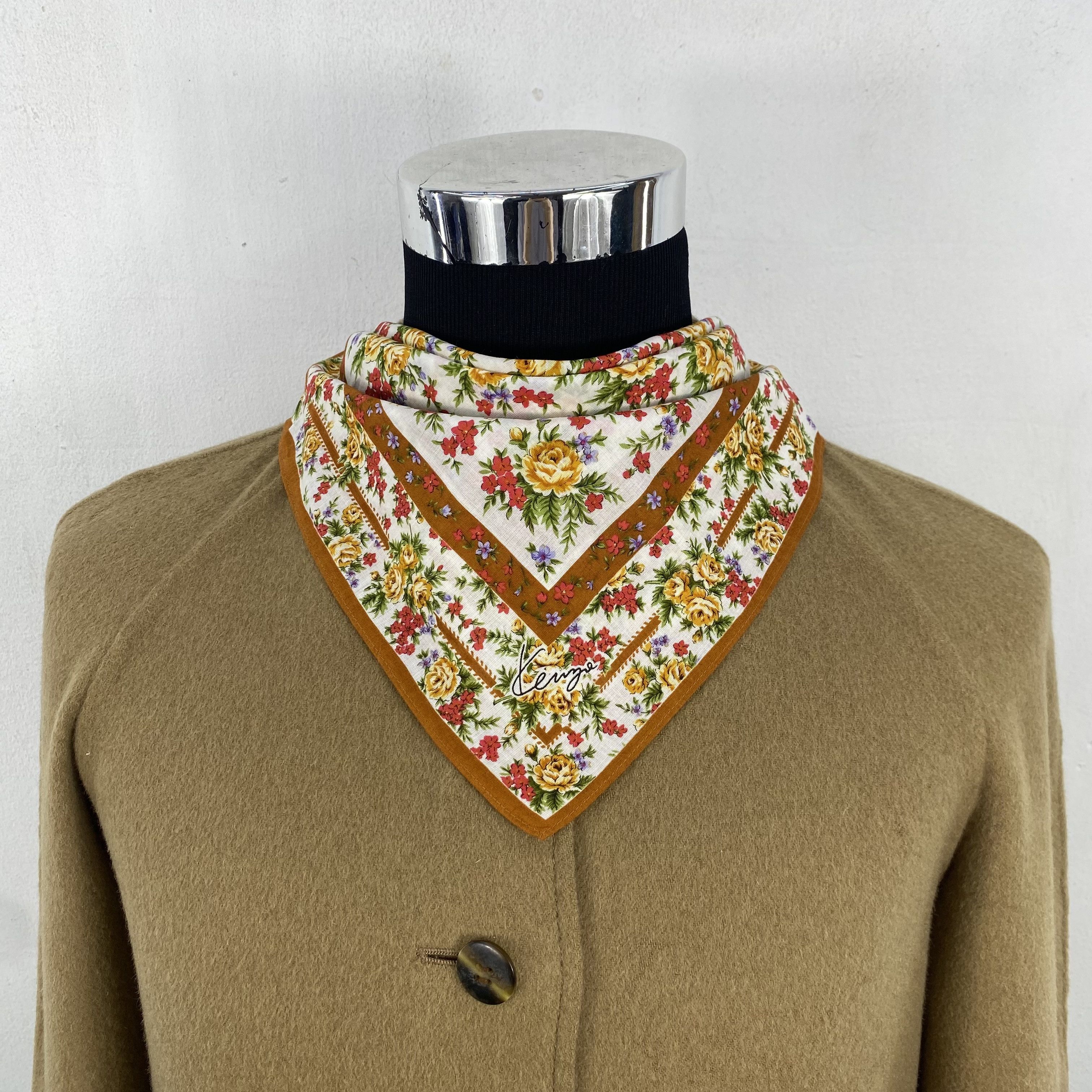 Kenzo × Vintage Vintage Kenzo Handkerchief Neckerchief Bandana H377Q Size ONE SIZE - 1 Thumbnail