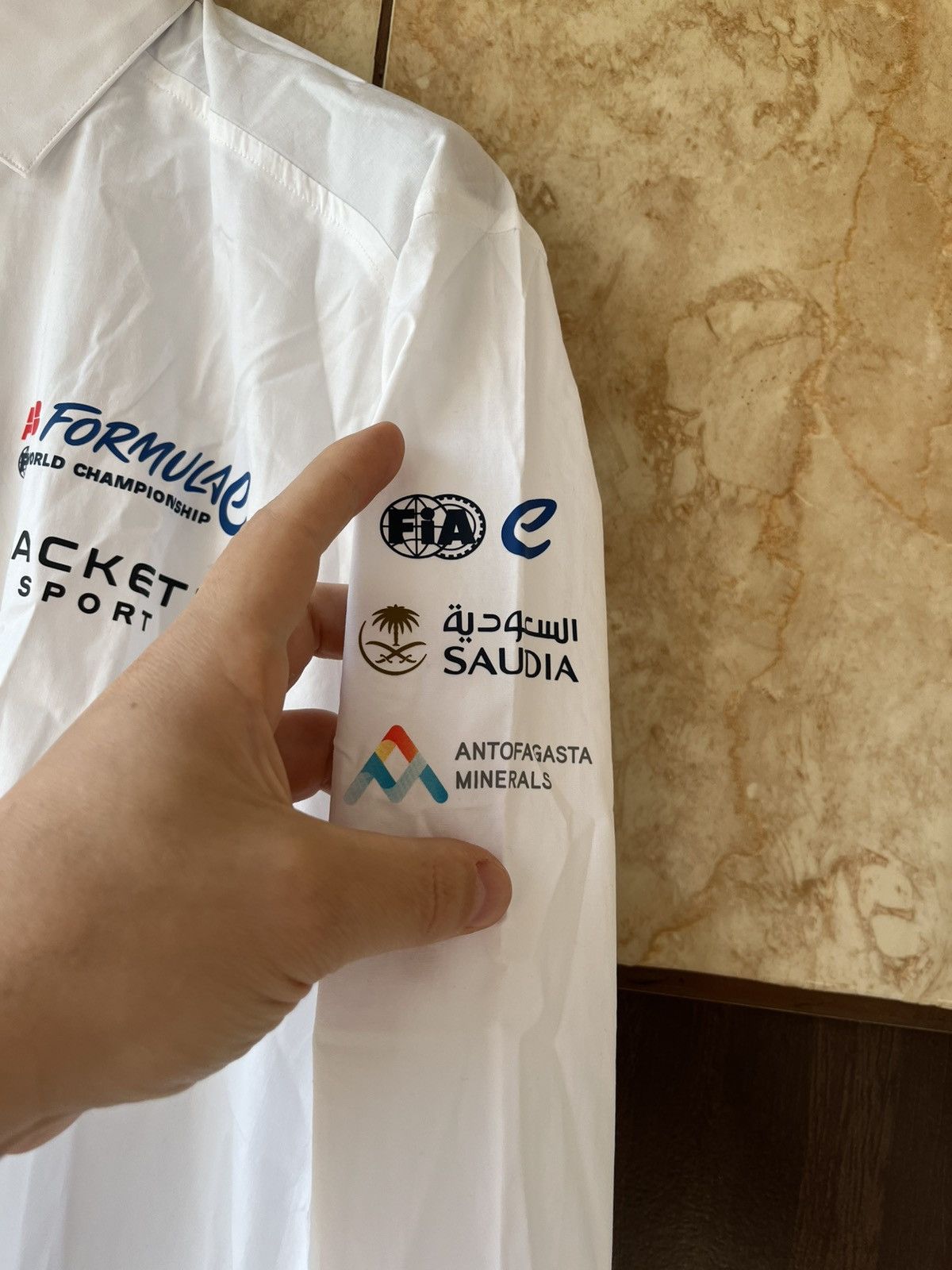 Hackett Abb Formula E Hackett world championship shirt Size US L / EU 52-54 / 3 - 3 Thumbnail