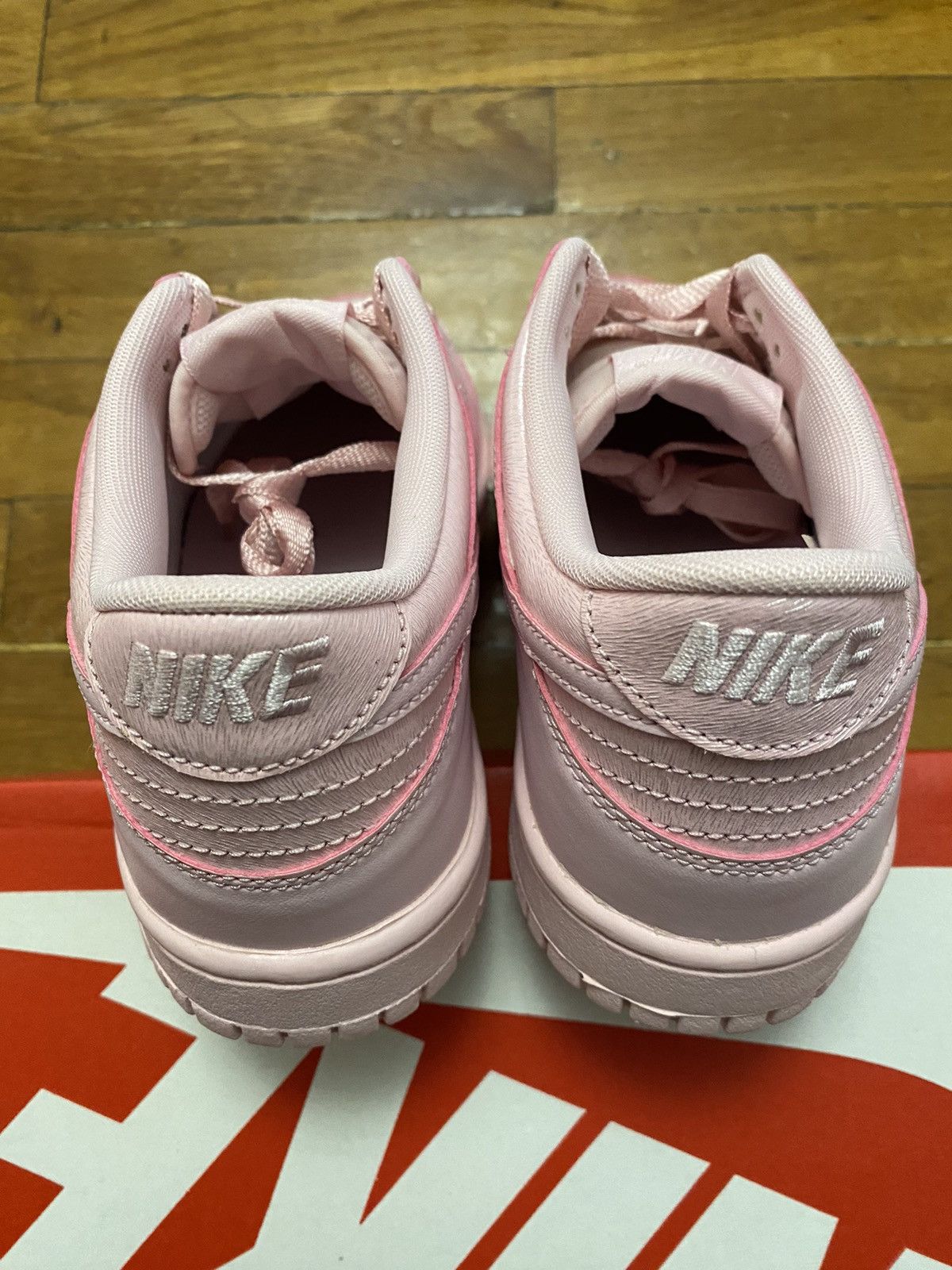 Nike Size 6Y / 7.5W - Nike Dunk Low Triple Pink GS Size US 7.5 / IT 37.5 - 5 Thumbnail