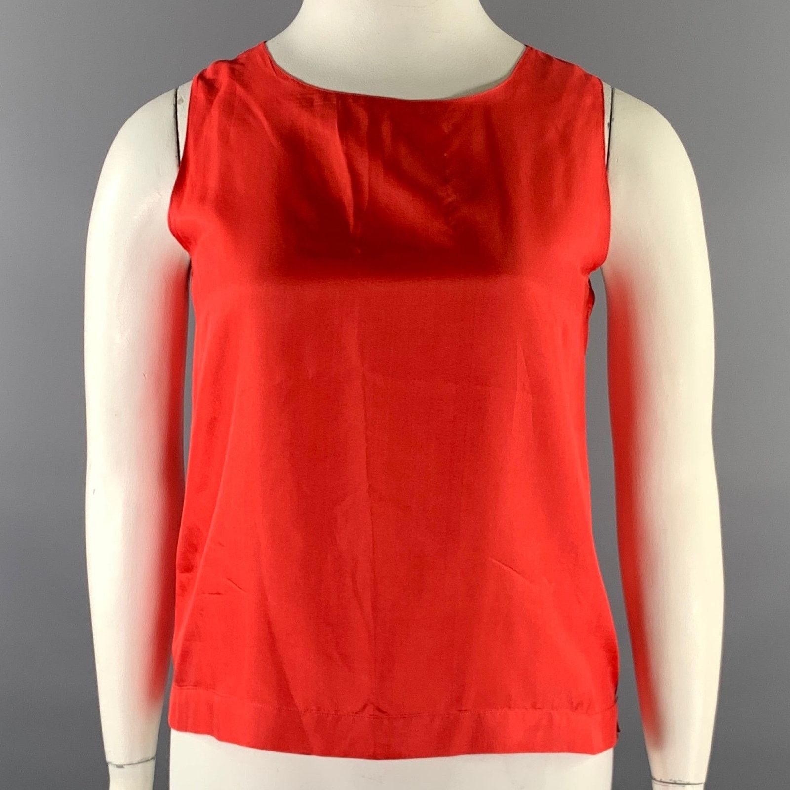 Hermes HERMES Size 8 Red Silk Tank Casual Top Size M / US 6-8 / IT 42-44 - 1 Thumbnail