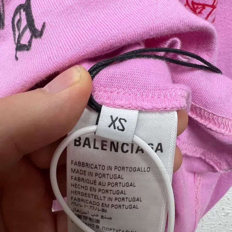 Balenciaga Balenciaga Dragon Year Limited Graffiti Logo Pink Short Sl Size US XS / EU 42 / 0 - 6 Thumbnail