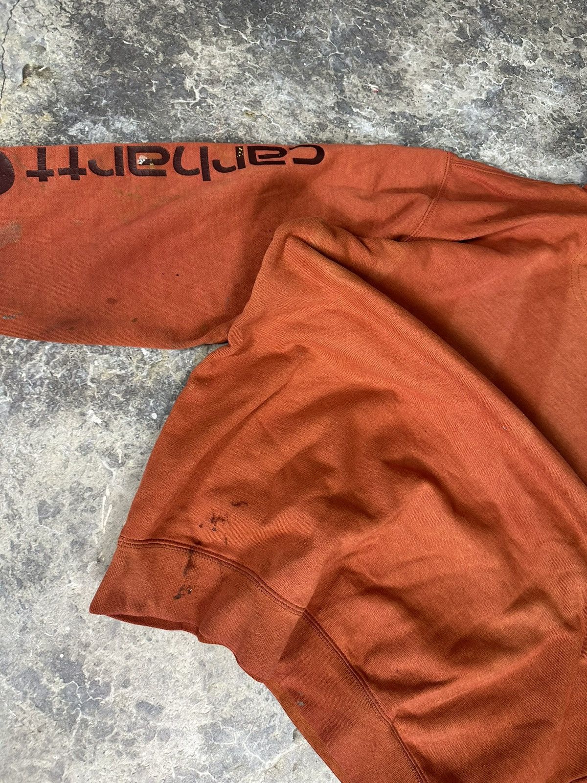 Carhartt × Vintage Vintage Faded Thrashed Carhartt Hoodie Size US L / EU 52-54 / 3 - 8 Thumbnail