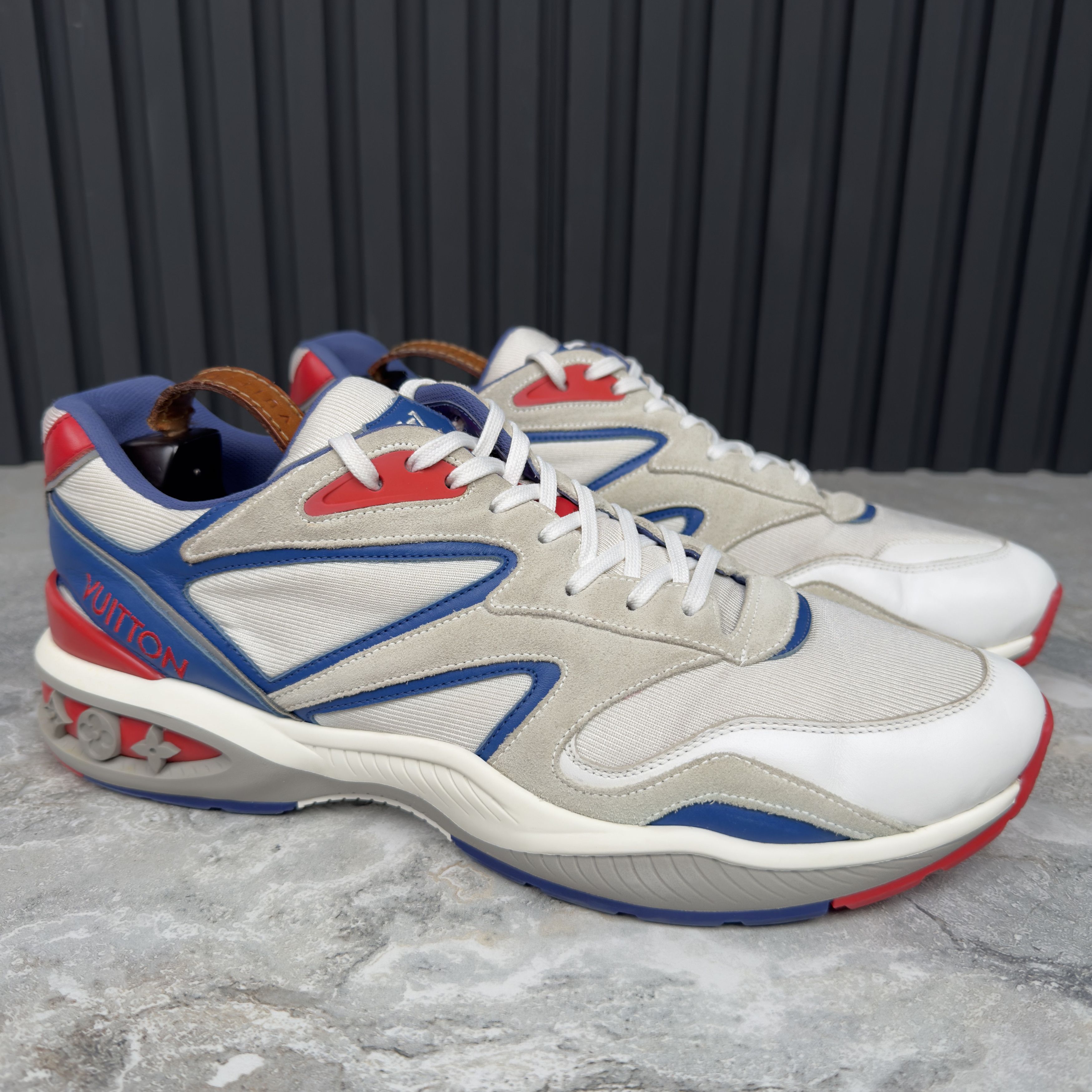Louis Vuitton Louis Vuitton LV Trail line Sneakers White Red Blue Mesh Size US 11 / EU 44 - 6 Thumbnail