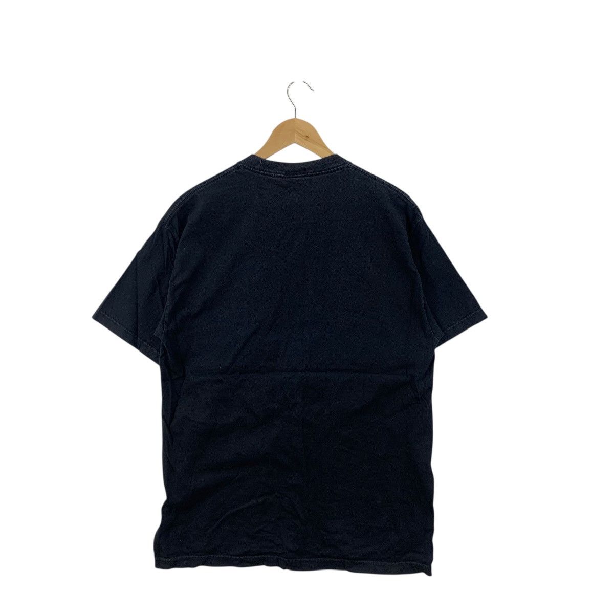 Vintage Vintage 90s INNES SKATEBOARD Sun Faded Box Logo Tee Shirt Size US L / EU 52-54 / 3 - 6 Thumbnail