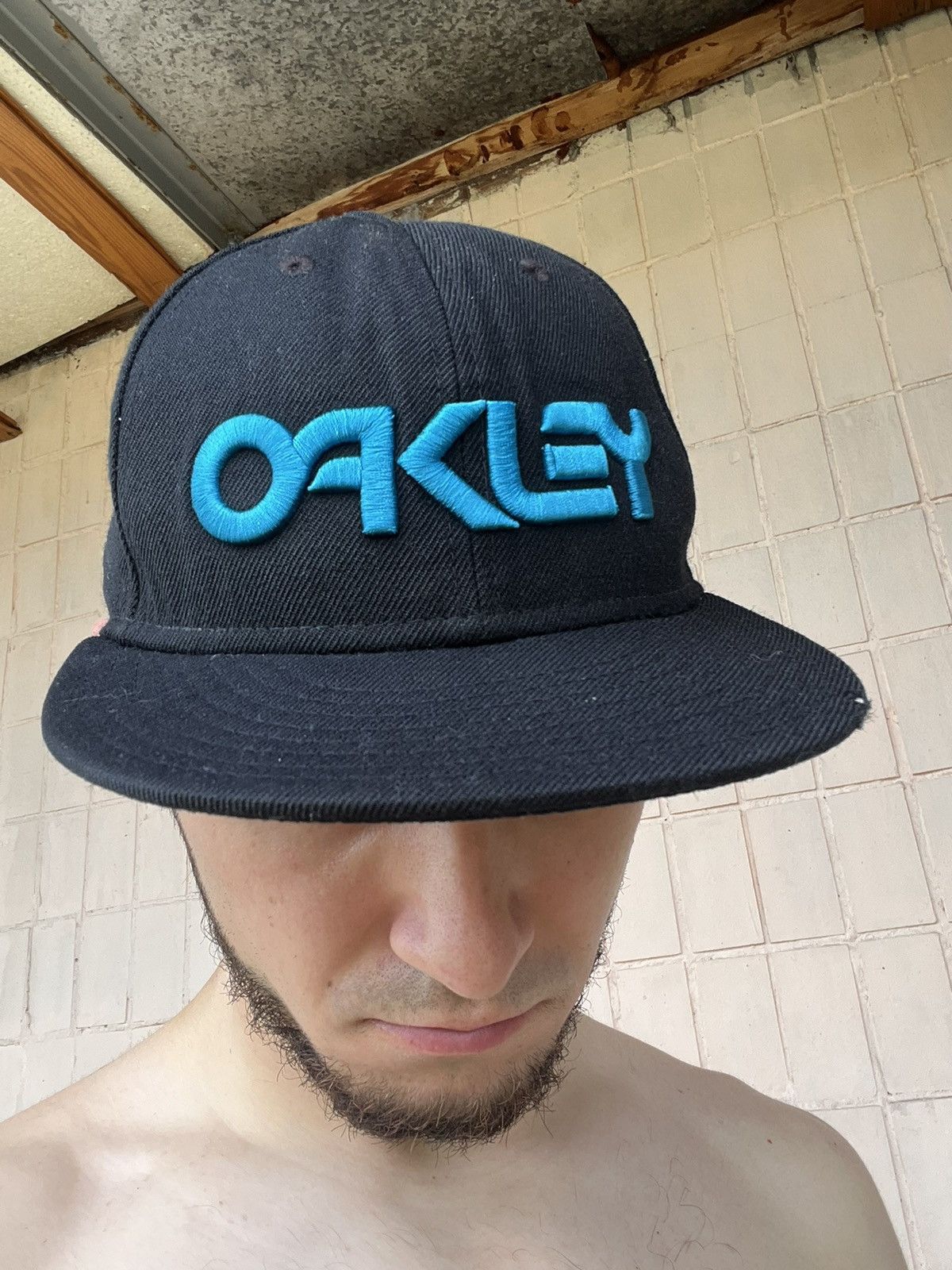 Oakley Vintage Hat Oakley y2k faded distressed cap Size ONE SIZE - 23 Thumbnail