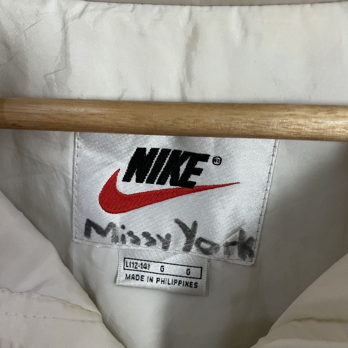 Nike Vintage 90s Nike Swoosh Big Logo Jacket Size US XL / EU 56 / 4 - 7 Thumbnail