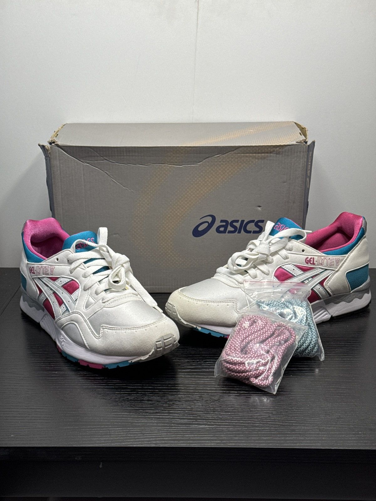 Asics x Temptation Vacation