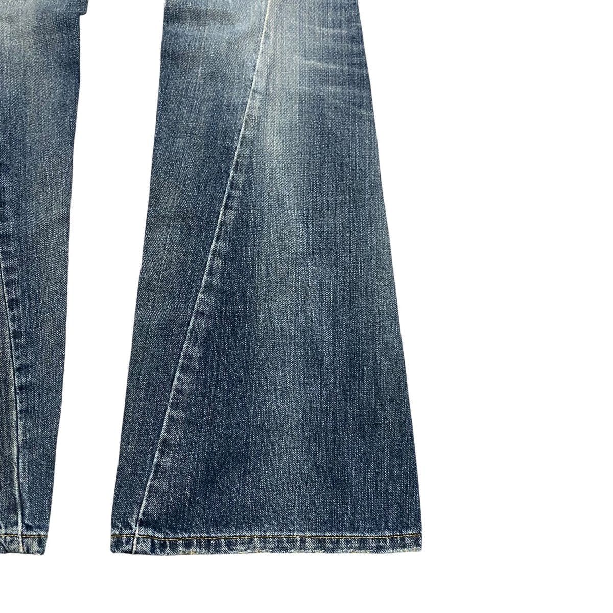 Japanese Brand Vintage Lee Riders Spiral Cut Denim Flare Jeans Size US 32 / EU 48 - 8 Thumbnail