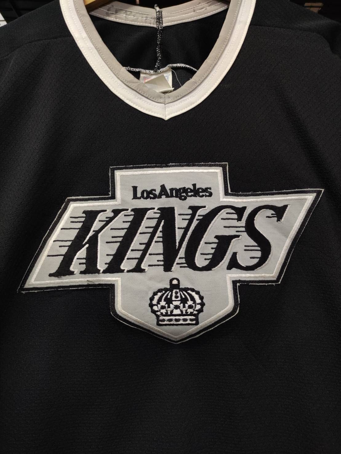 NHL Vtg 90's Los Angeles Kings CCM Jerseys S over M Size US M / EU 48-50 / 2 - 2 Thumbnail