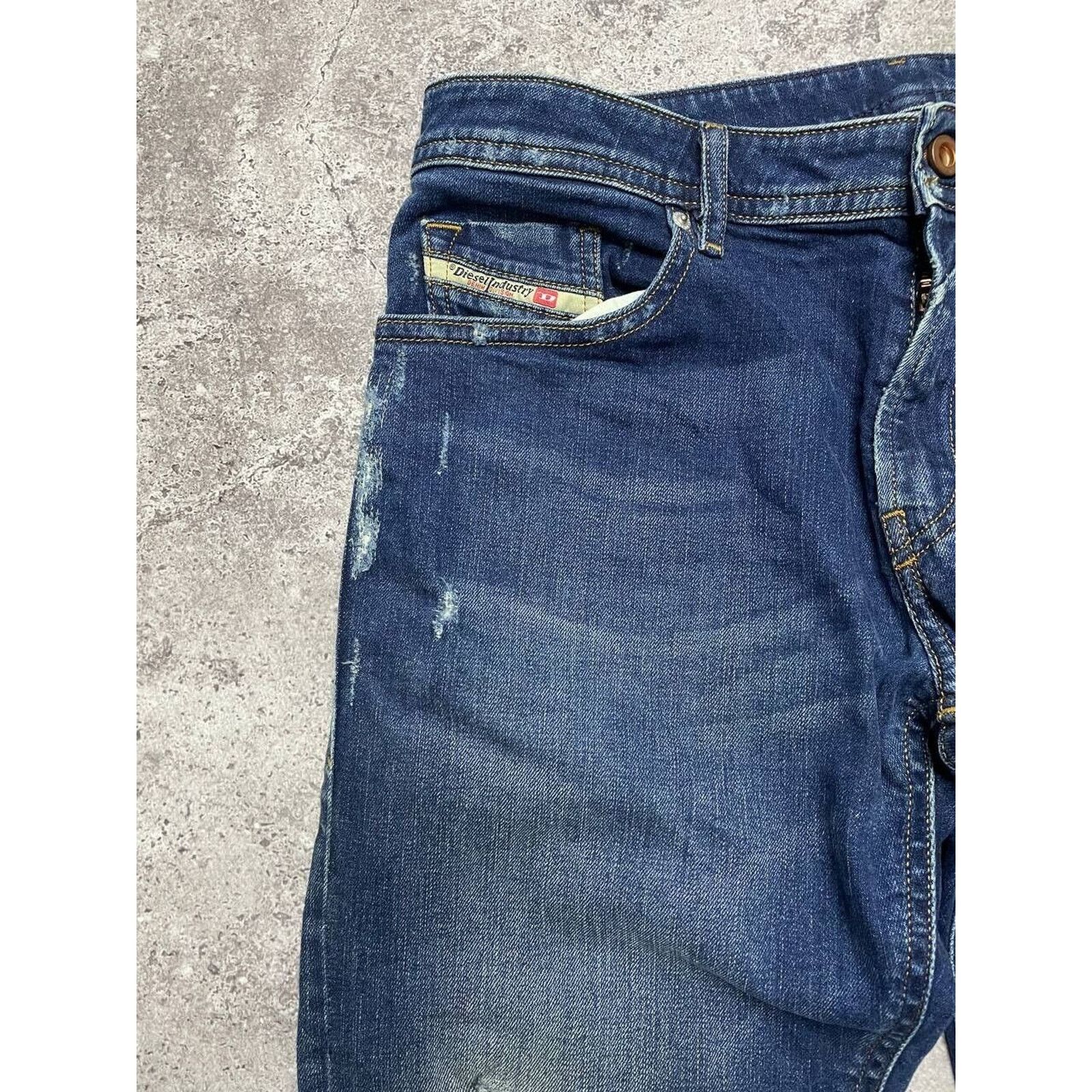 Diesel × Vintage Vintage Diesel Thommer Jeans Blue Slim-Skinny Distressed Size US 34 / EU 50 - 2 Thumbnail